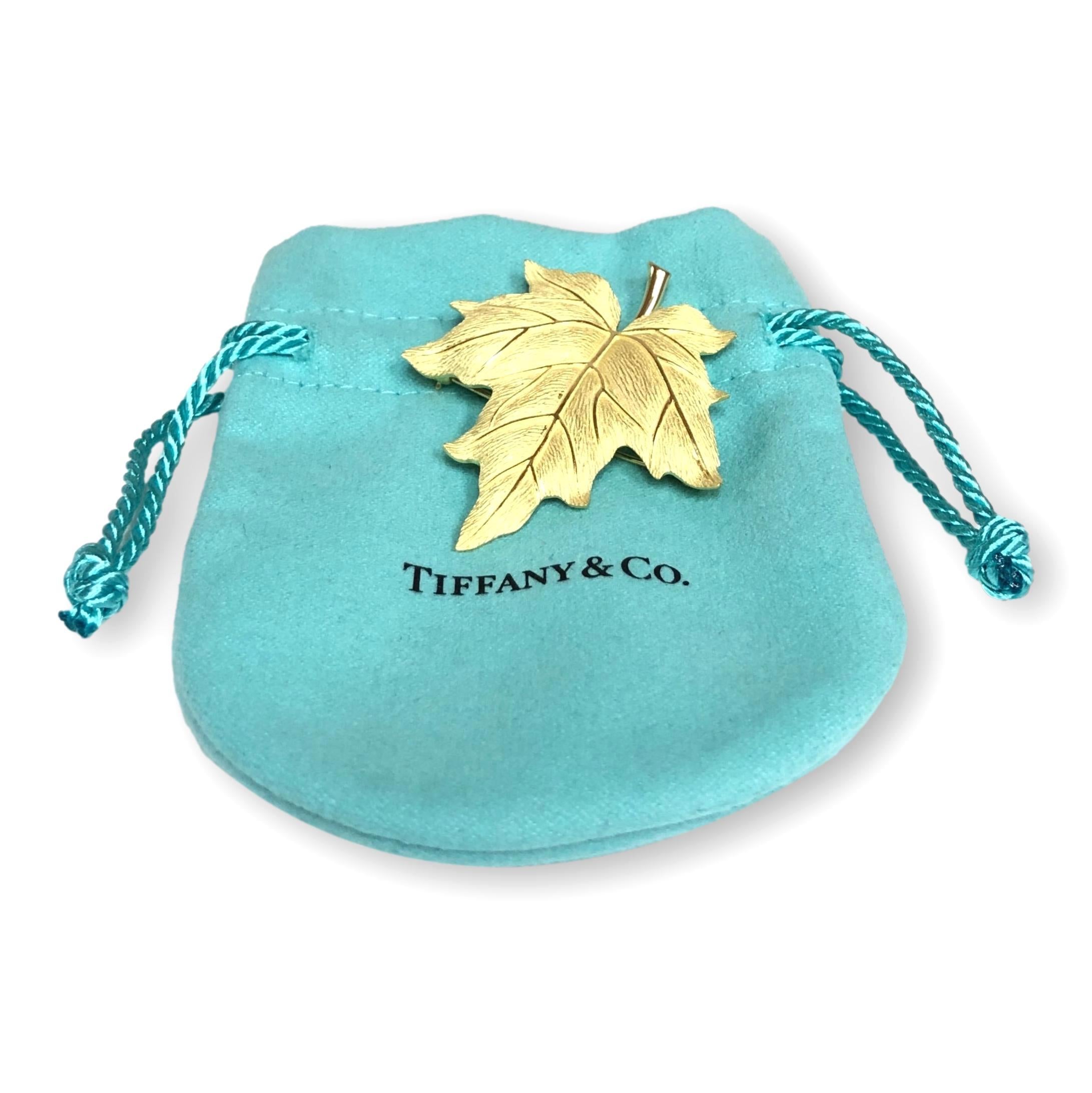 Tiffany & Co. Vintage Set of 3 Leaf Brooches in 18 Karat Gold 7