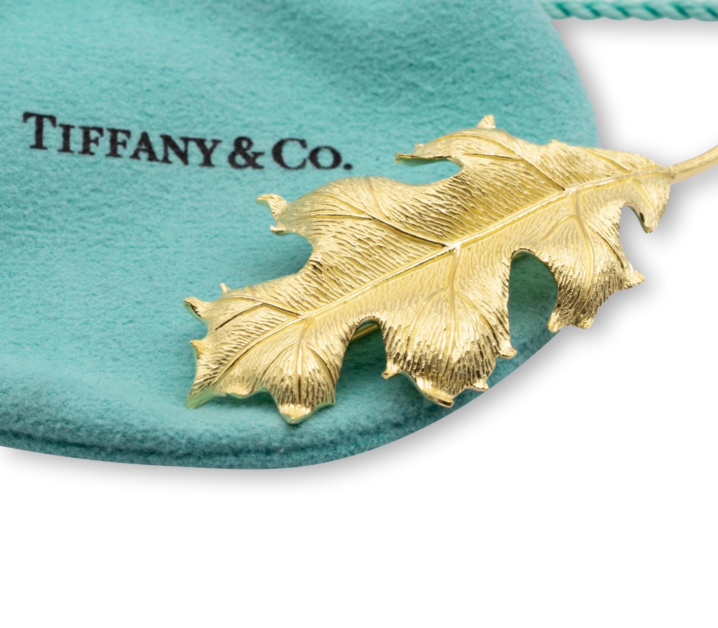 Women's or Men's Tiffany & Co. Vintage Set of 3 Leaf Brooches in 18 Karat Gold
