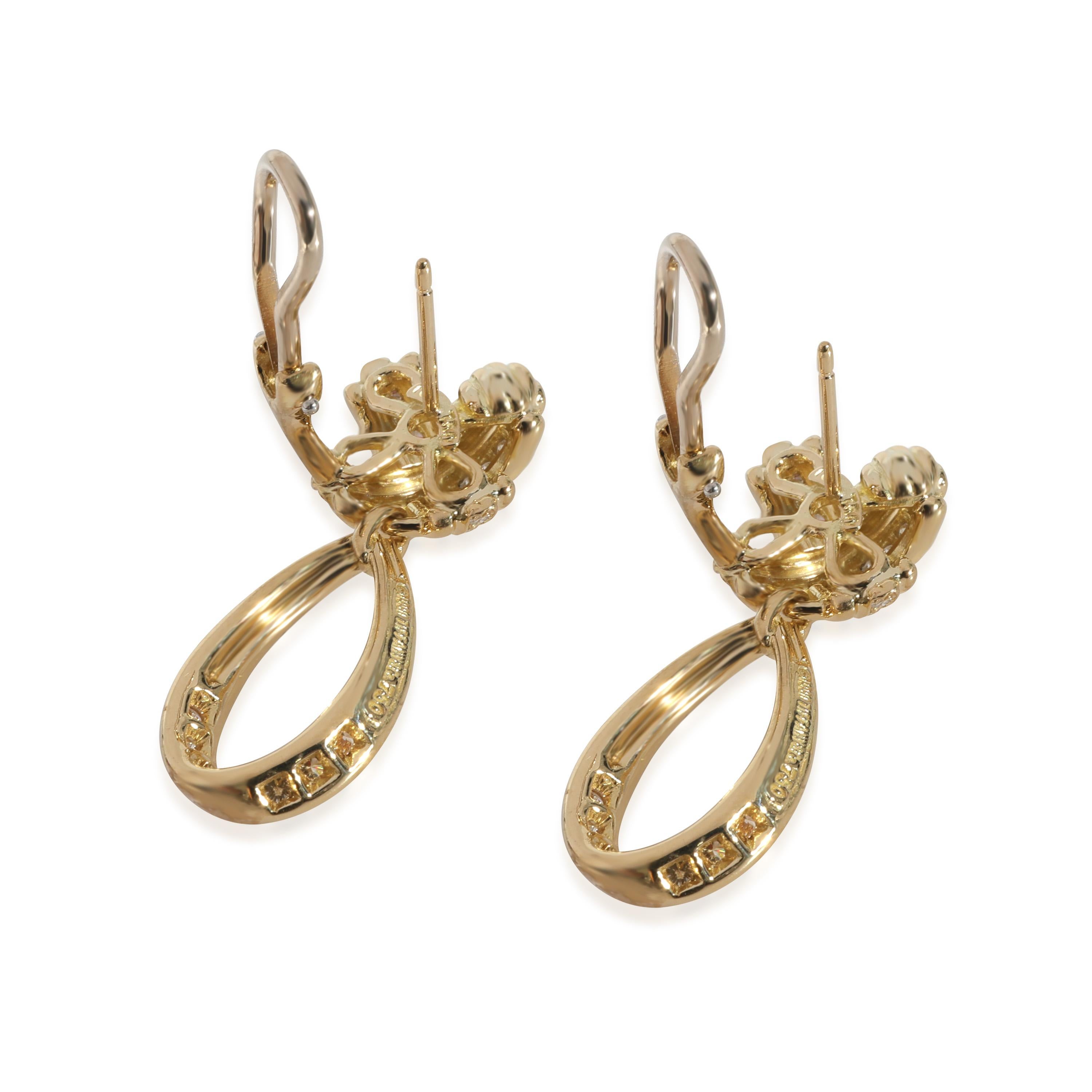 Tiffany & Co. Vintage Signature X Diamond Earrings in 18k Yellow Gold 0.6 CTW

PRIMARY DETAILS
SKU: 130212
Listing Title: Tiffany & Co. Vintage Signature X Diamond Earrings in 18k Yellow Gold 0.6 CTW
Condition Description: Retails for 6500 USD. In