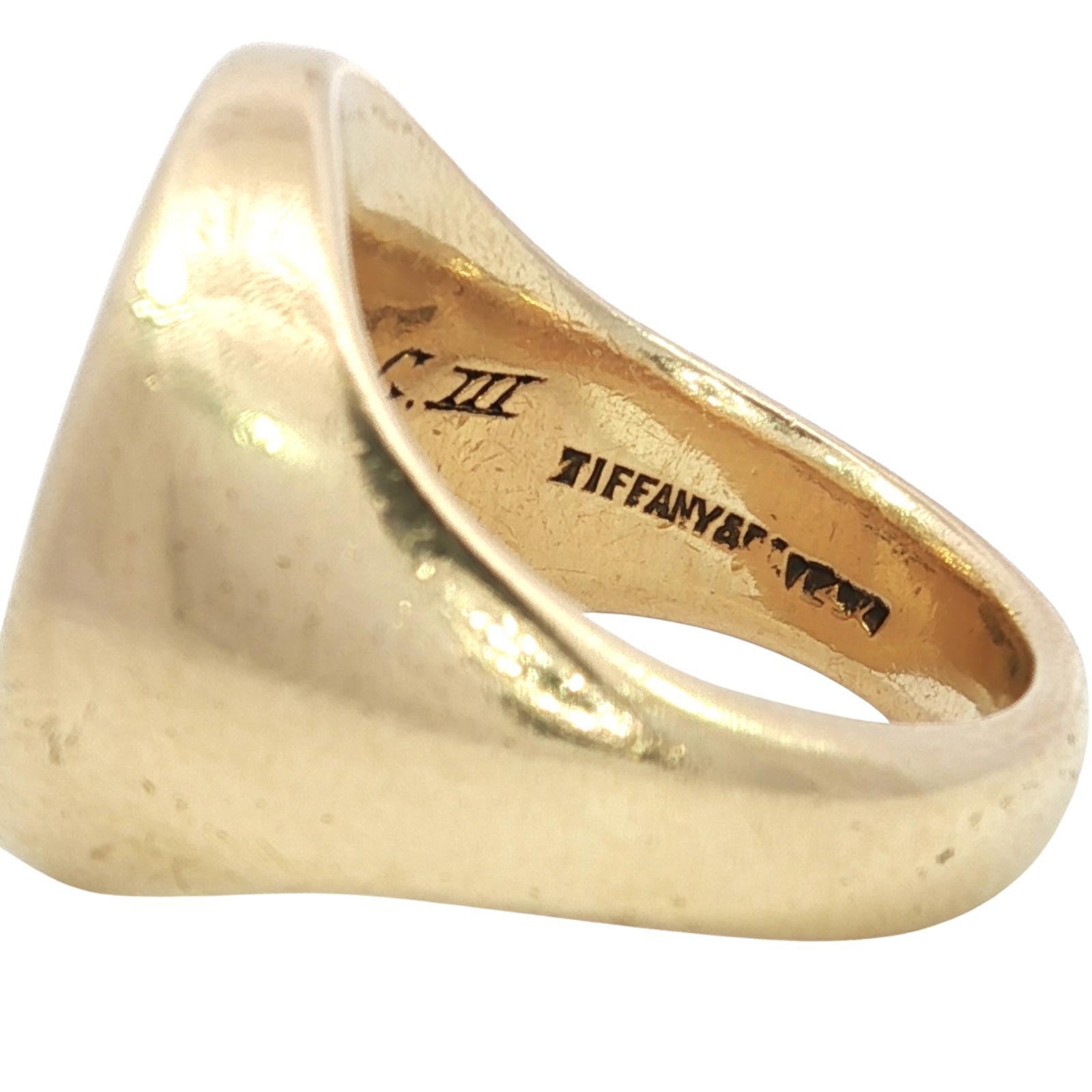Tiffany & Co. Anello con sigillo d'epoca in oro giallo 18 carati, misura 7, pesante in vendita 6