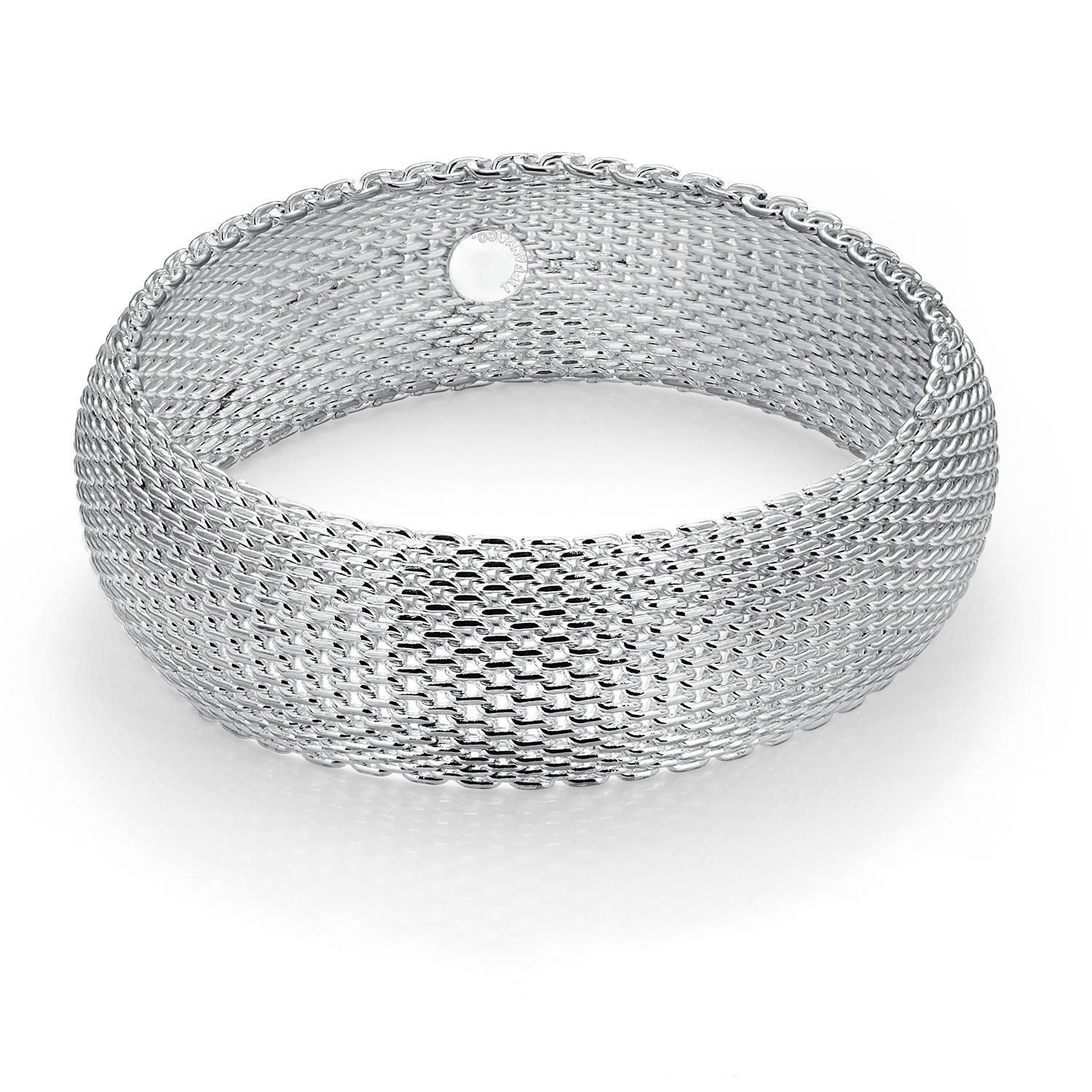 Tiffany Co Vintage Somerset Silver Mesh Weave Bangle Bracelet 0.80 Inch Width  In Good Condition In New York, NY