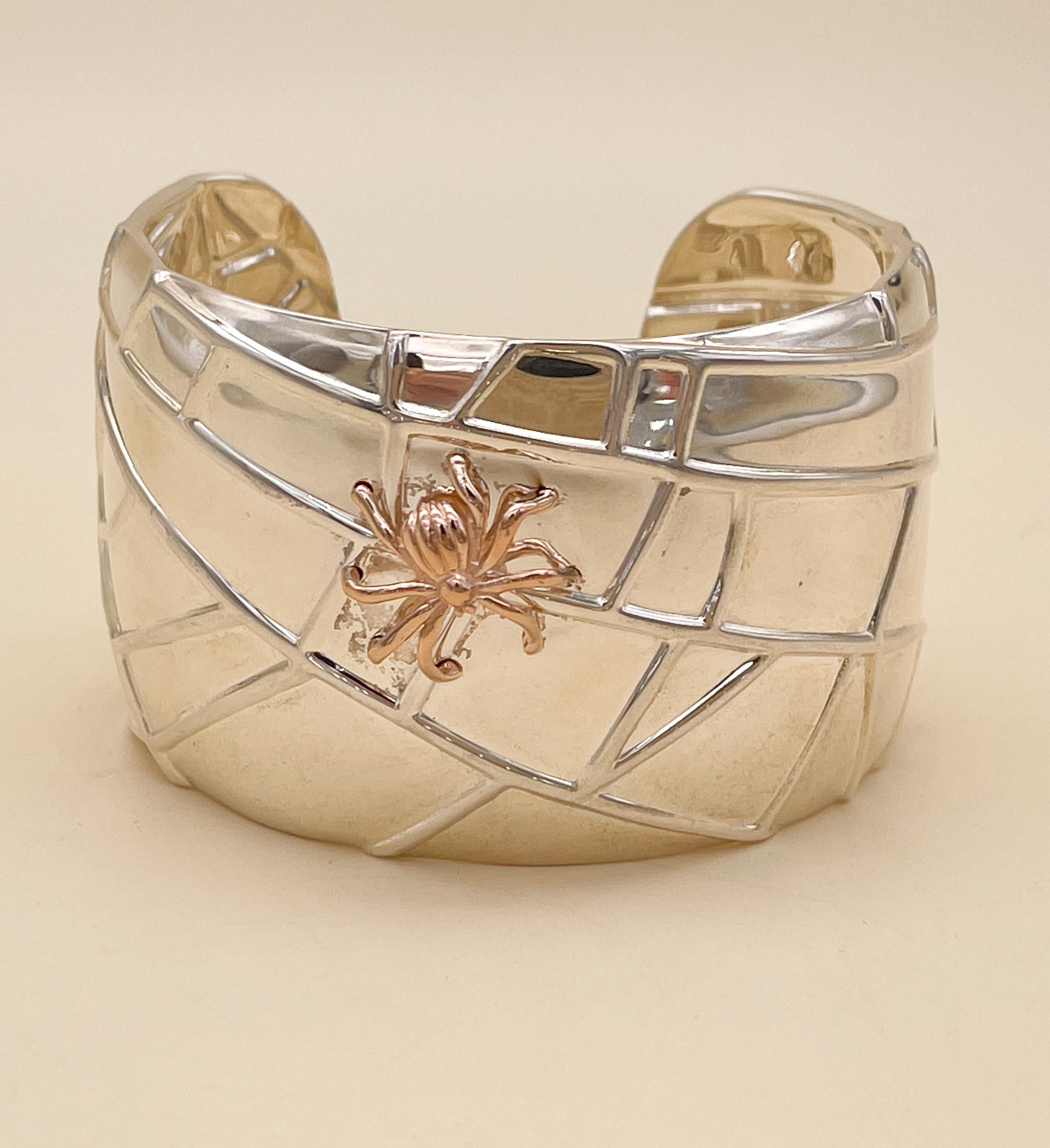 Manschettenarmband aus Sterlingsilber und 18 Karat Spinnen von Tiffany & Co für Damen oder Herren im Angebot