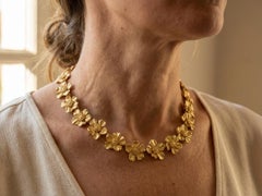 Tiffany & Co Vintage Wild Rose Dogwood Flower Necklace 18K Gold Choker