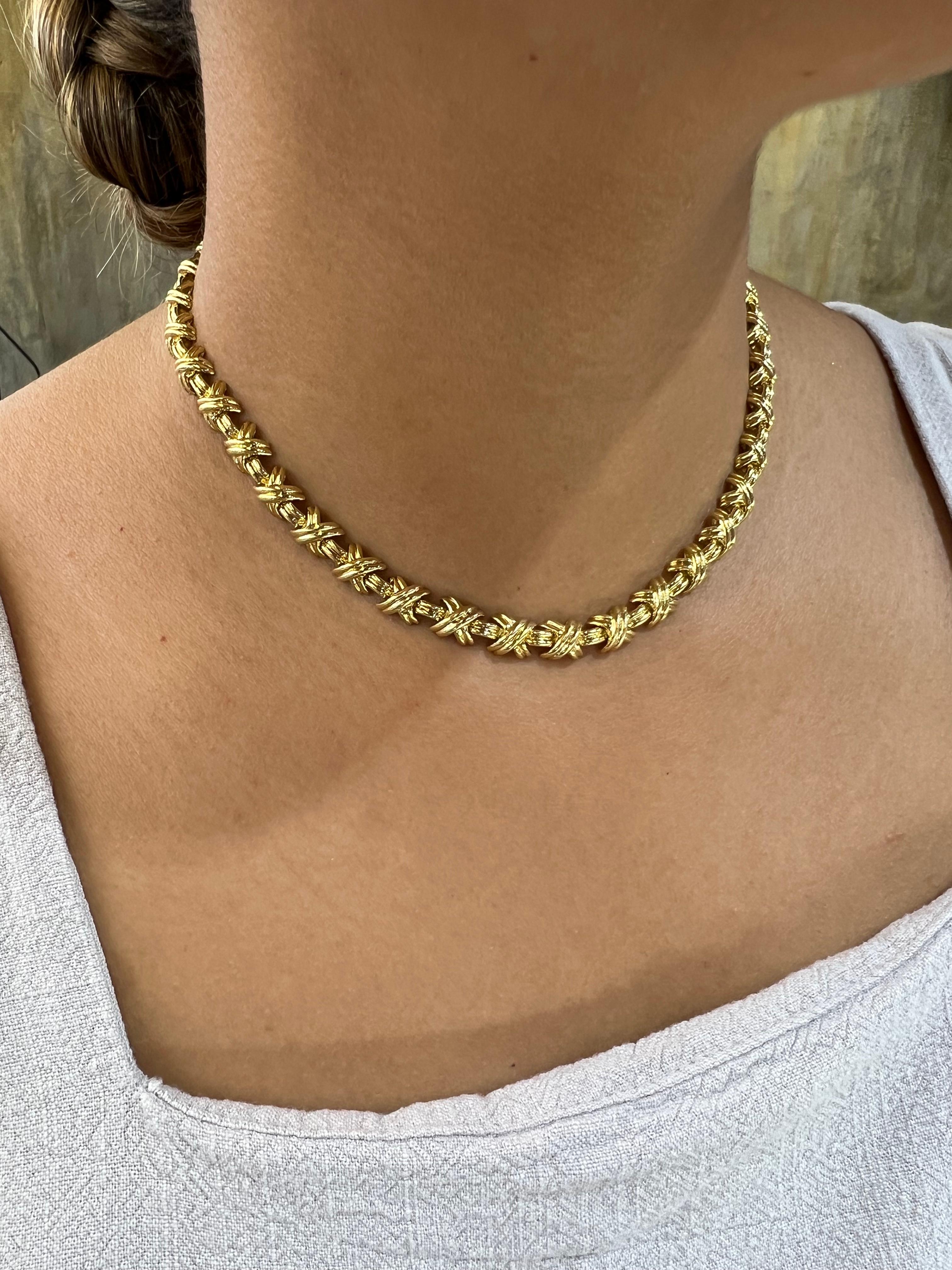 Tiffany & Co. Vintage X-Kragen-Halskette aus 18 Karat Gelbgold für Damen oder Herren im Angebot