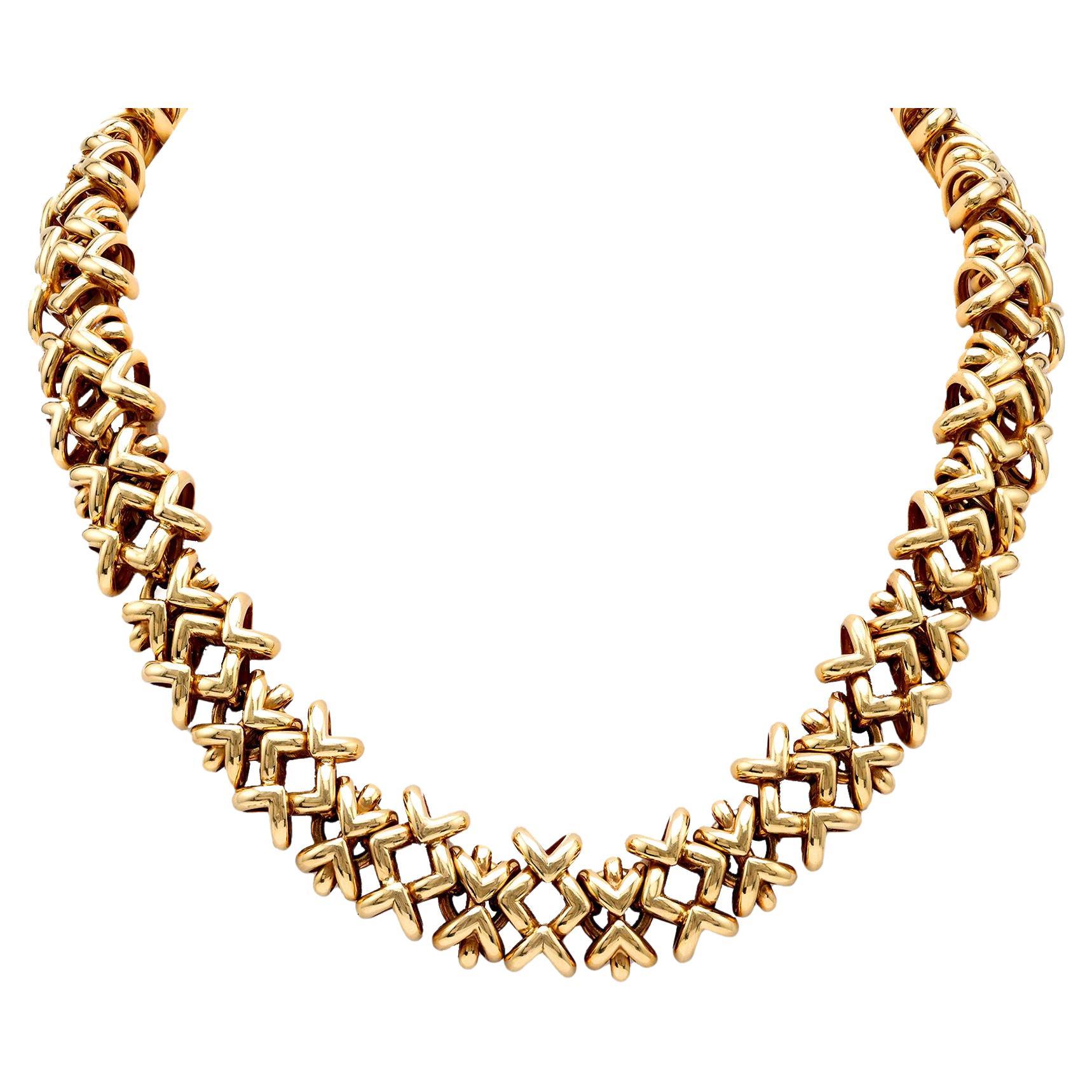 Tiffany and Co Vintage Yellow Gold Necklace For Sale at 1stDibs