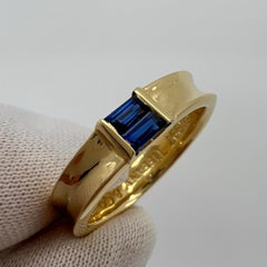 Tiffany & Co. Vivid Blue Sapphire Baguette Cut 18k Yellow Gold Stacking Ring