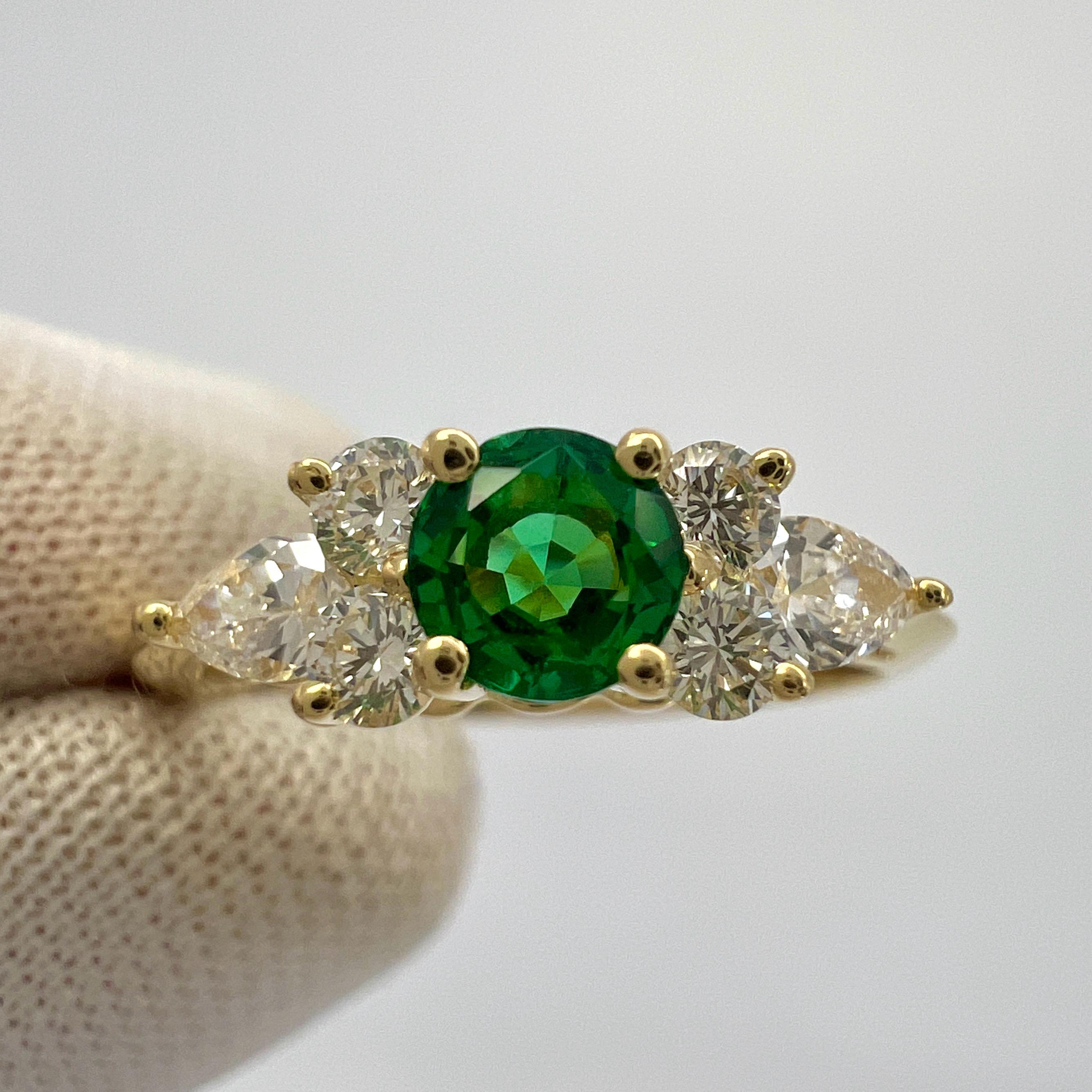 Women's Tiffany & Co. Vivid Green Round Emerald & Diamond 18k Yellow Gold Cluster Ring