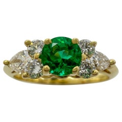 Tiffany & Co. Vivid Green Round Emerald & Diamond 18k Gelbgold Cluster Ring