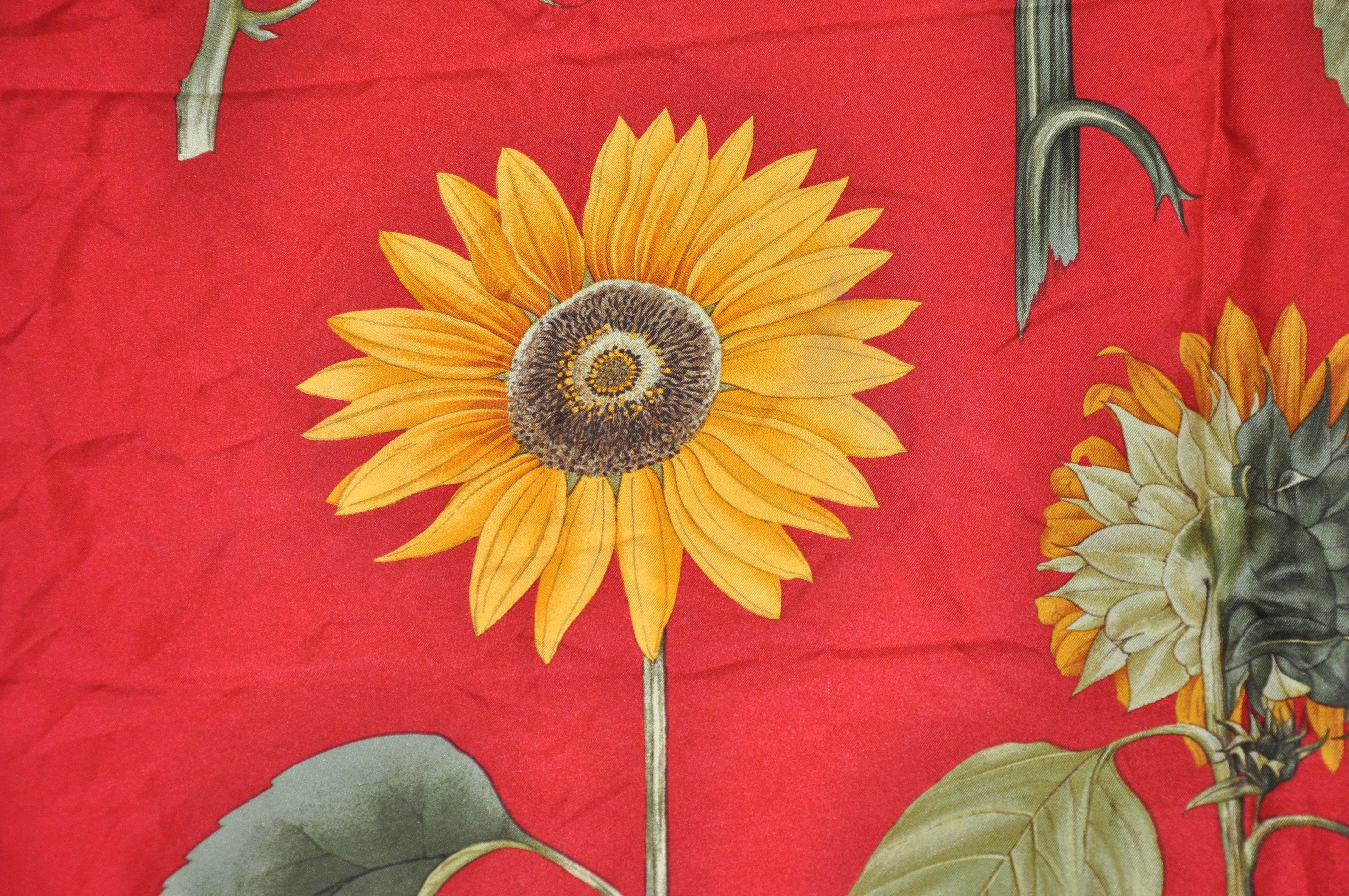 Tiffany & Co. Écharpe en soie « Blooming Sunflowers » aux couleurs vives. Unisexe en vente