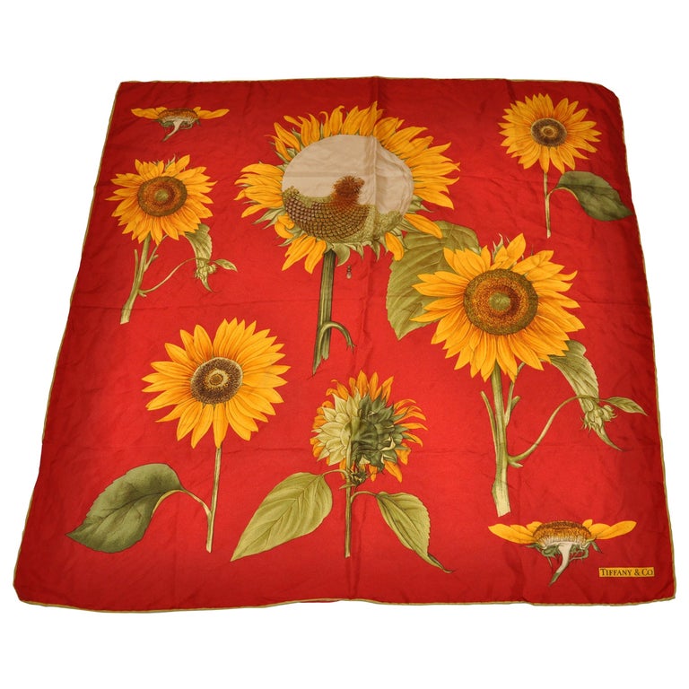 Tiffany and Co. Écharpe en soie « Blooming Sunflowers » aux couleurs vives.  En vente sur 1stDibs