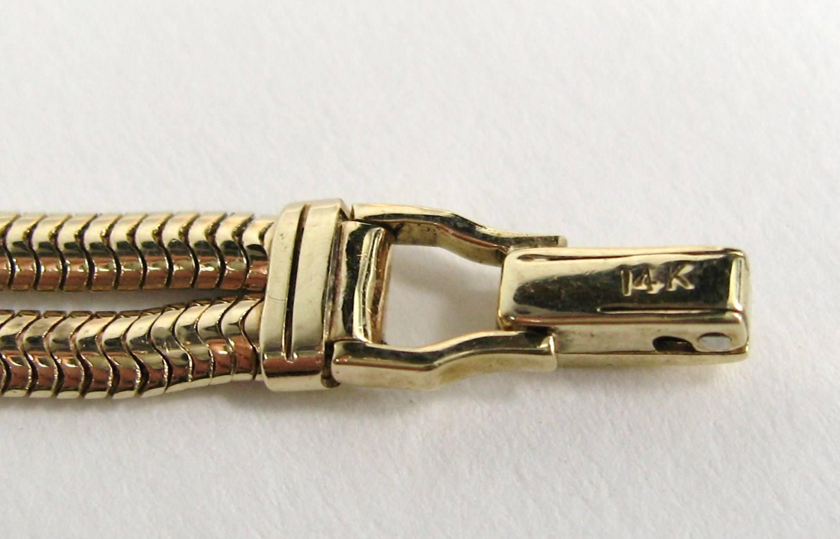 Tiffany & Co. Uhr Damen 14 Karat Gelbgold Oval Face Armbanduhr, 1940er Jahre im Angebot 3