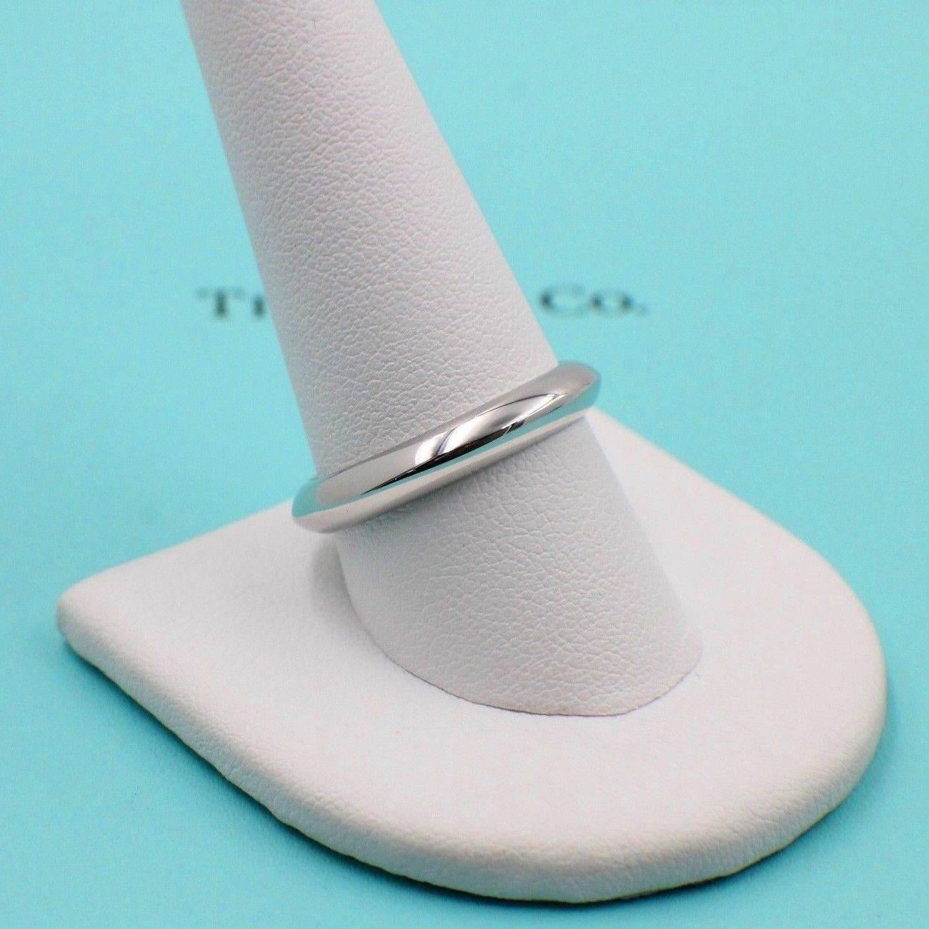 Tiffany & Co. Wedding Band Ring in Platinum 2