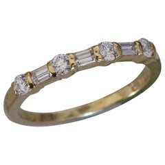 Tiffany & Co. Wedding Band Round and Emerald Cut 18 Karat Gold Ring 0.36 Carat