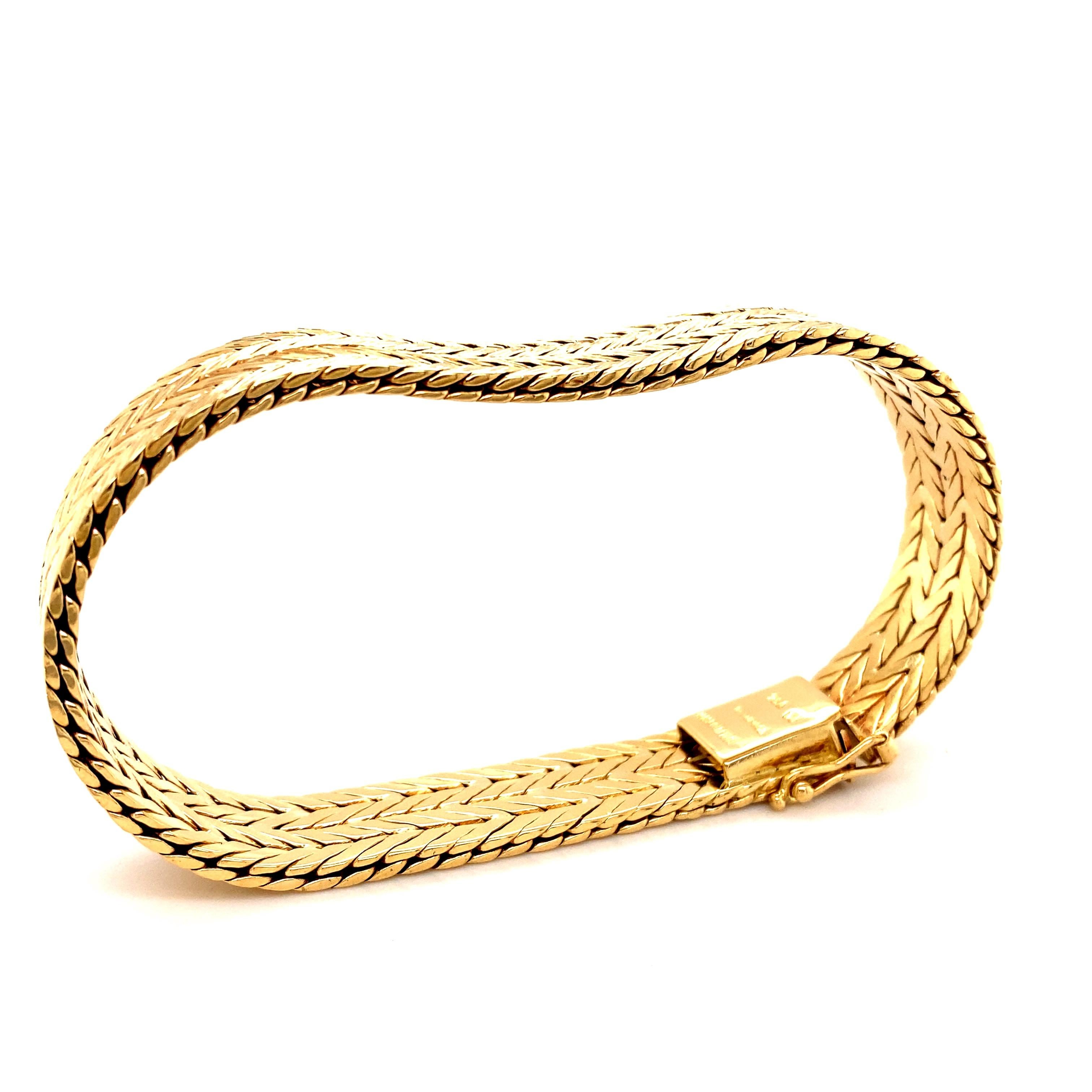 Tiffany & Co West Germany Double Row Herringbone Woven Bracelet 18kt Yellow Gold For Sale 2
