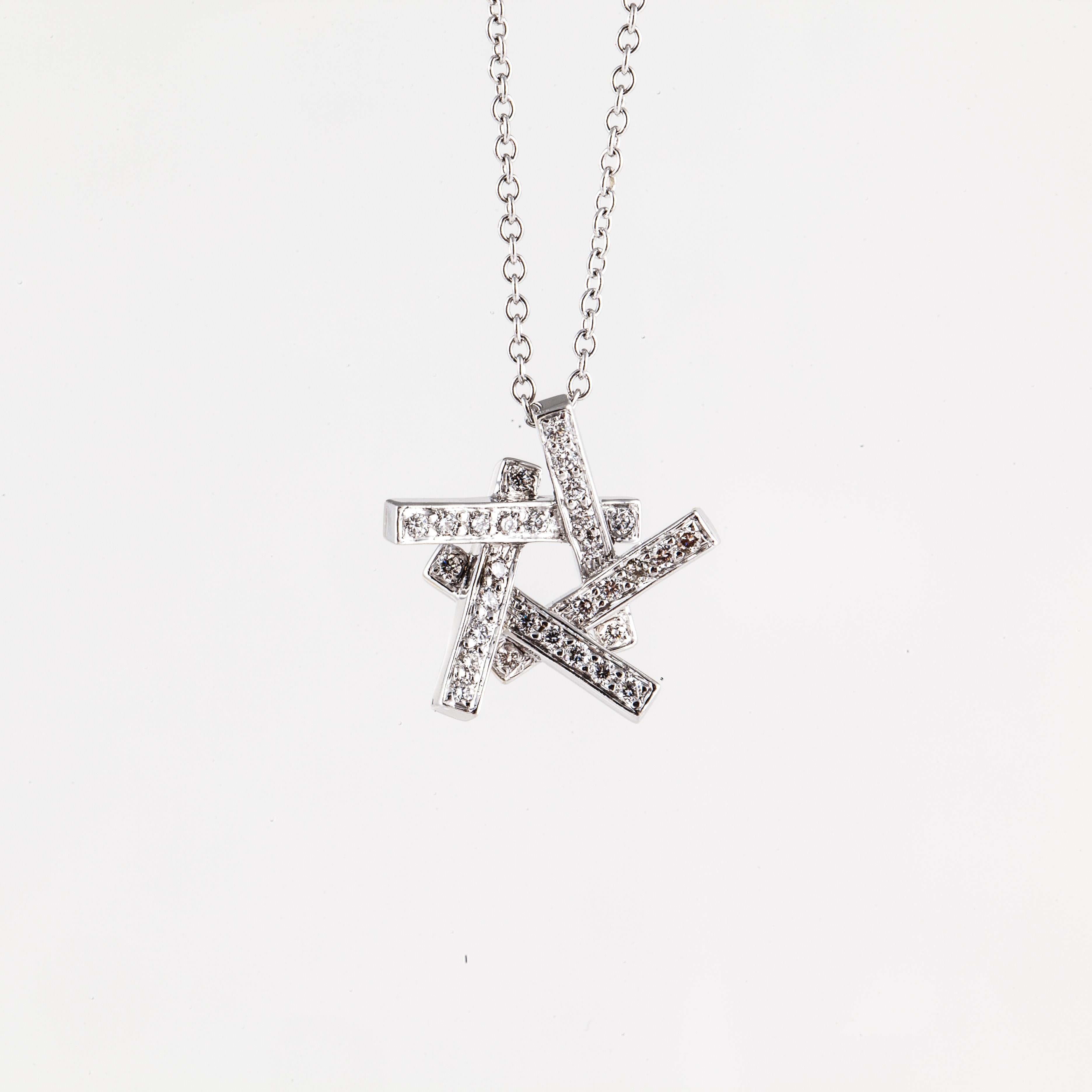 Tiffany & Co. Axis 18K White Gold Diamond Pendant Necklace In Good Condition For Sale In Houston, TX
