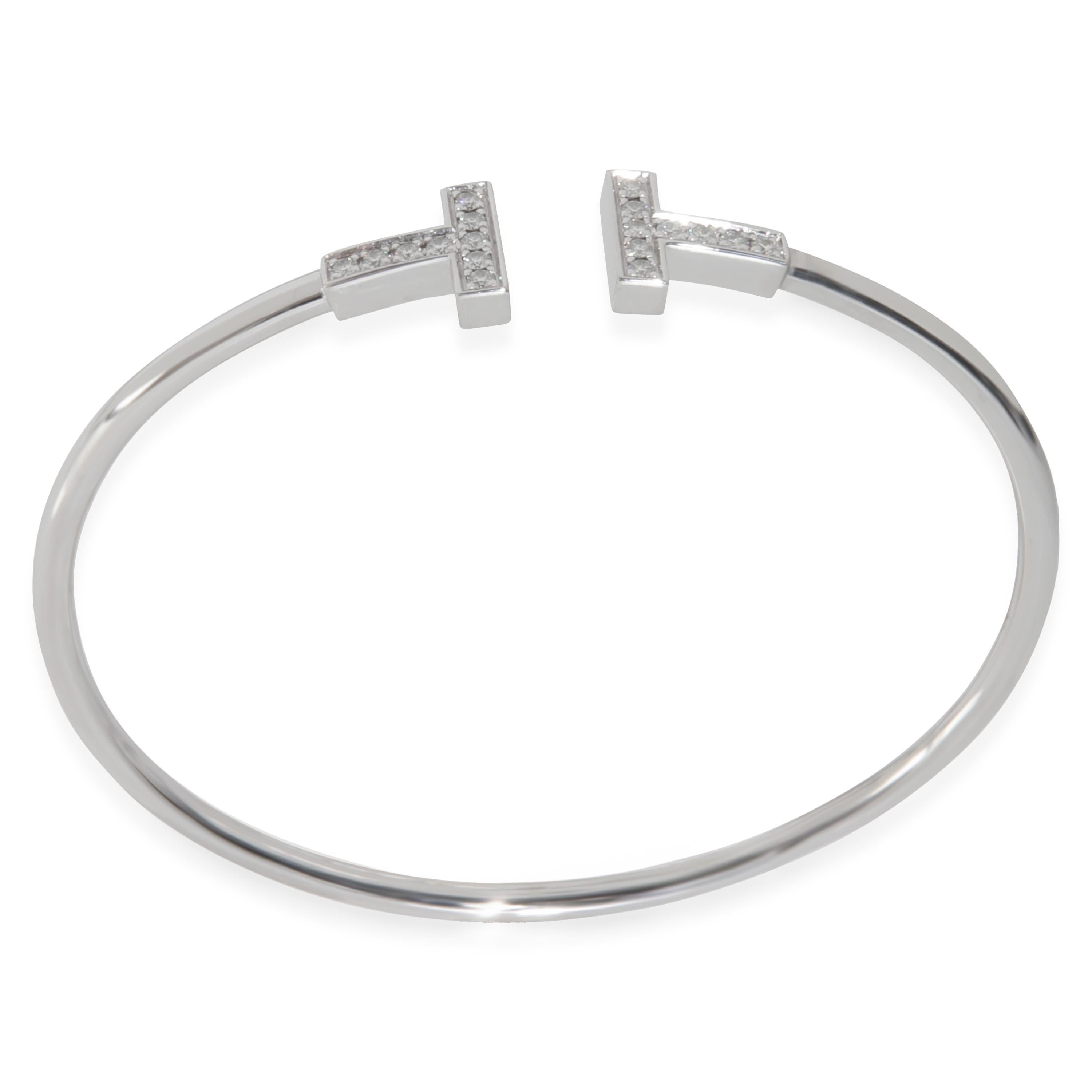 Tiffany & Co. Bracciale a filo con diamanti Tiffany T in oro bianco In condizioni ottime in vendita a New York, NY
