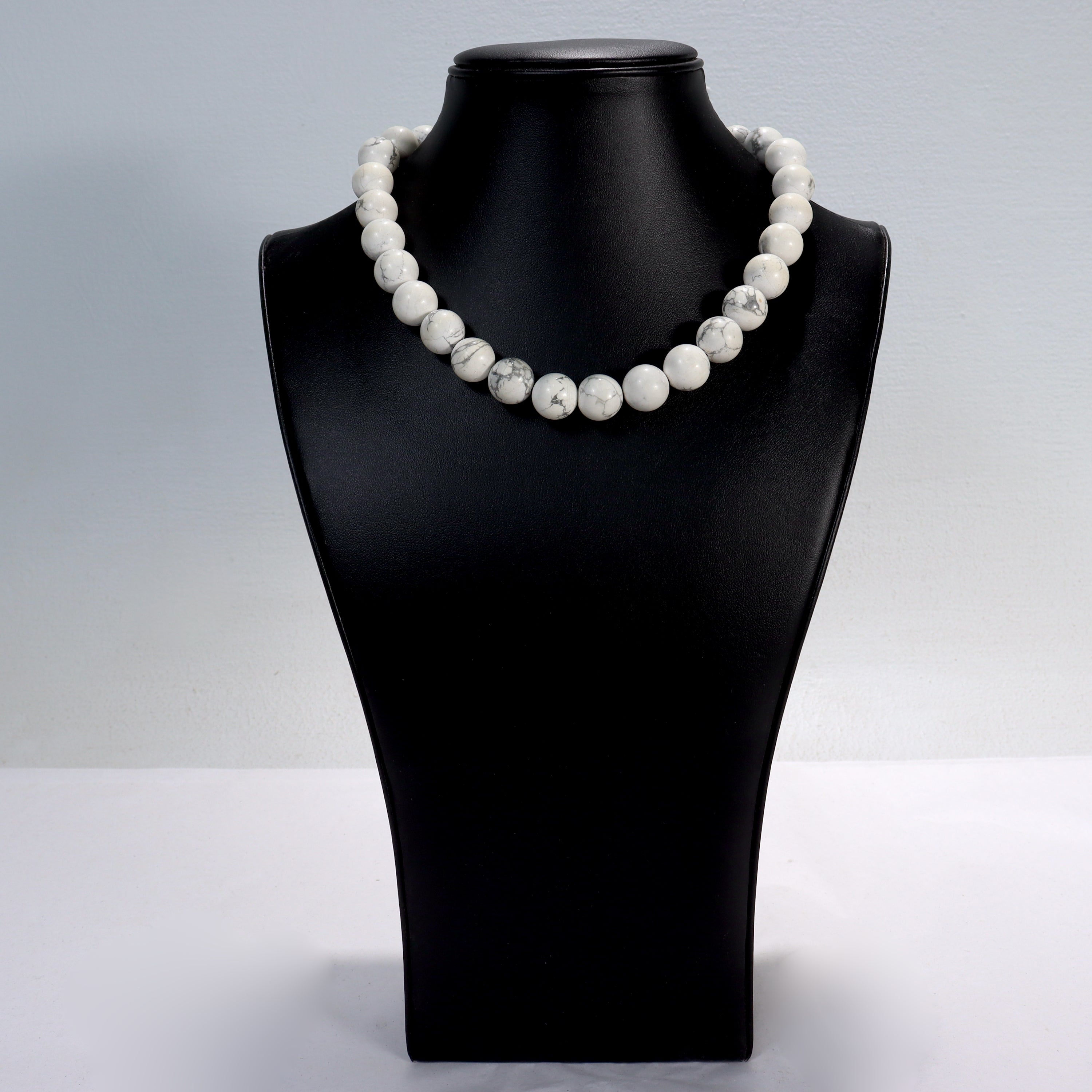 A fine Tiffany & Co. necklace.

With large howlite beads secured by a twisted sterling silver toggle clasp.

Simply a wonderful Tiffany necklace! 

Date:
1990s

Overall Condition:
It is in overall good, as-pictured, used estate condition with some