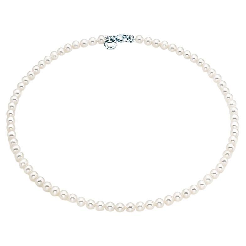 Tiffany & Co. White Pearl Necklace, Ziegfeld Collection, 8 to 9mm 22 inches.