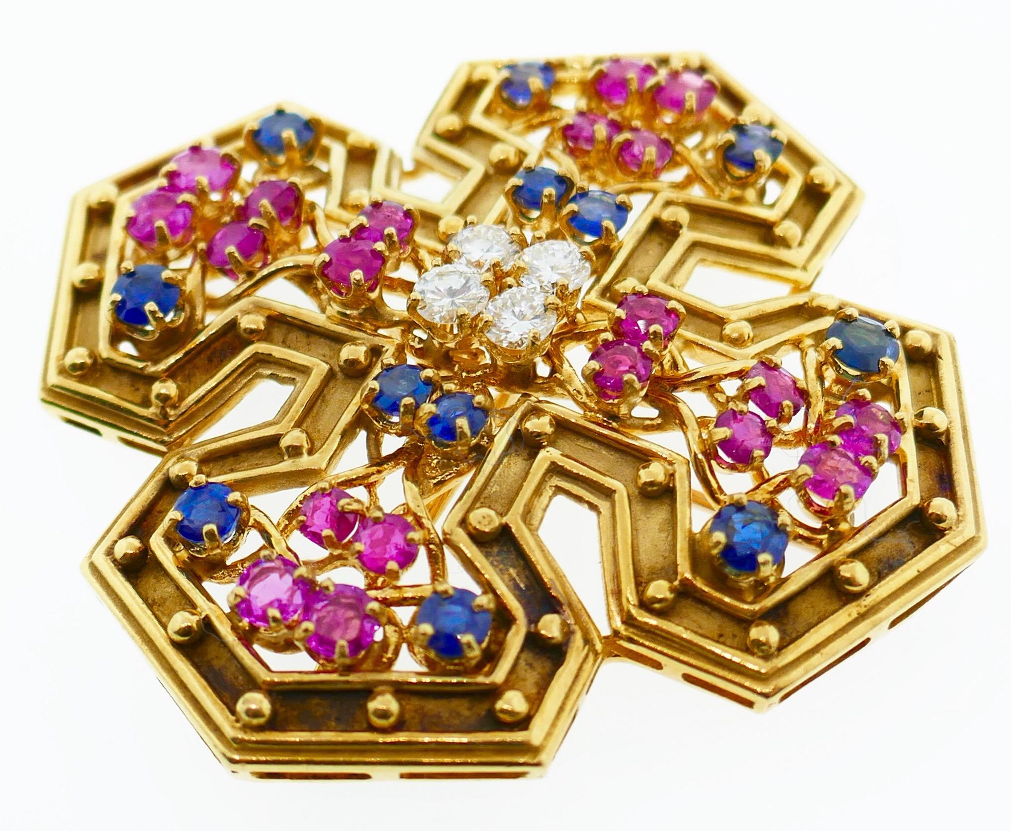 Tiffany & Co. White Pink Blue Sapphire Maltese Cross Brooch or Pendant für Damen oder Herren