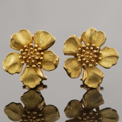TIFFANY & CO Wild Rose Dogwood Flower 18k Yellow Gold Earrings
