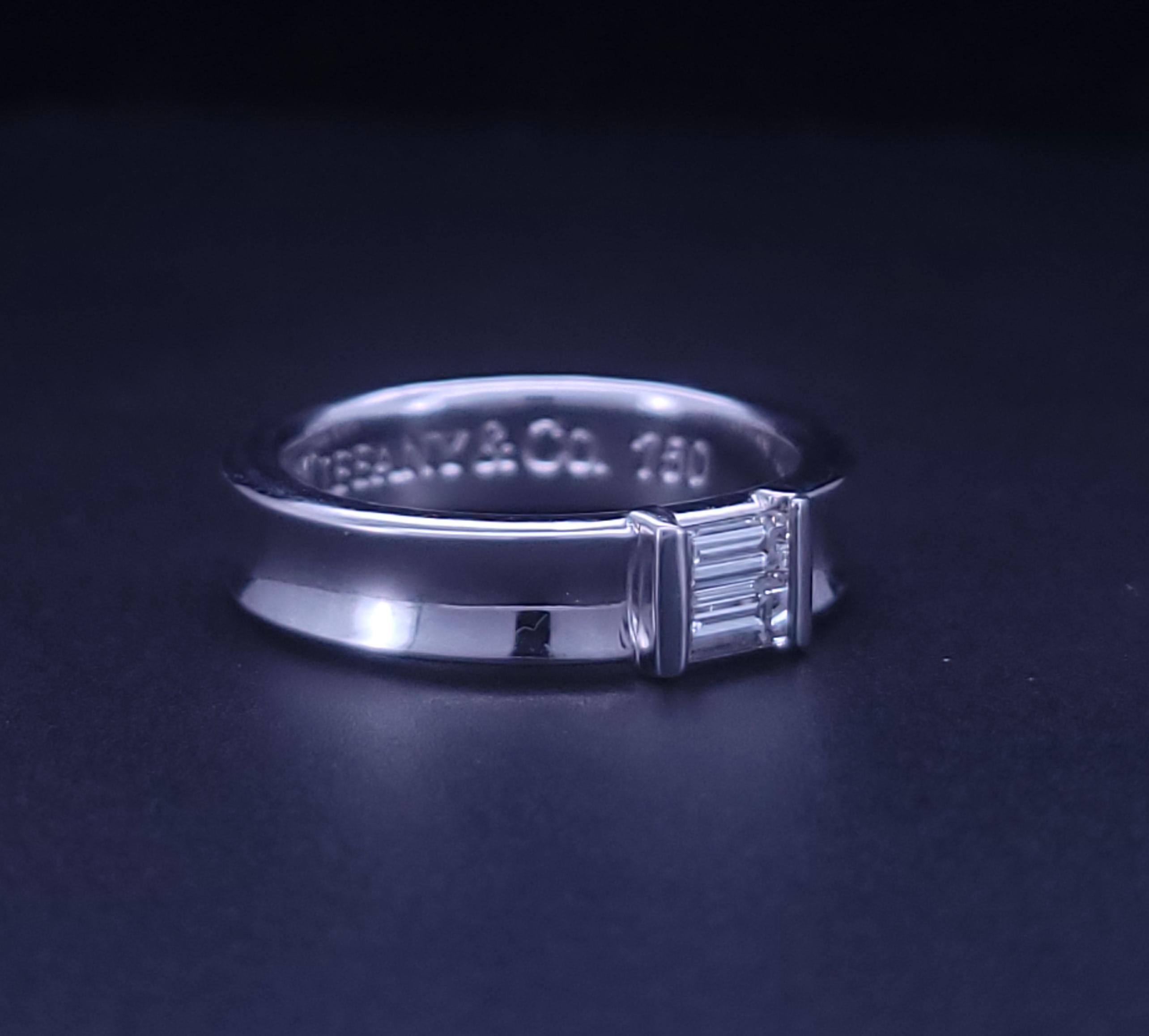 TIFFANY & CO Anillo de diamantes para mujer en oro blanco de 18k Talla 5 en venta 4