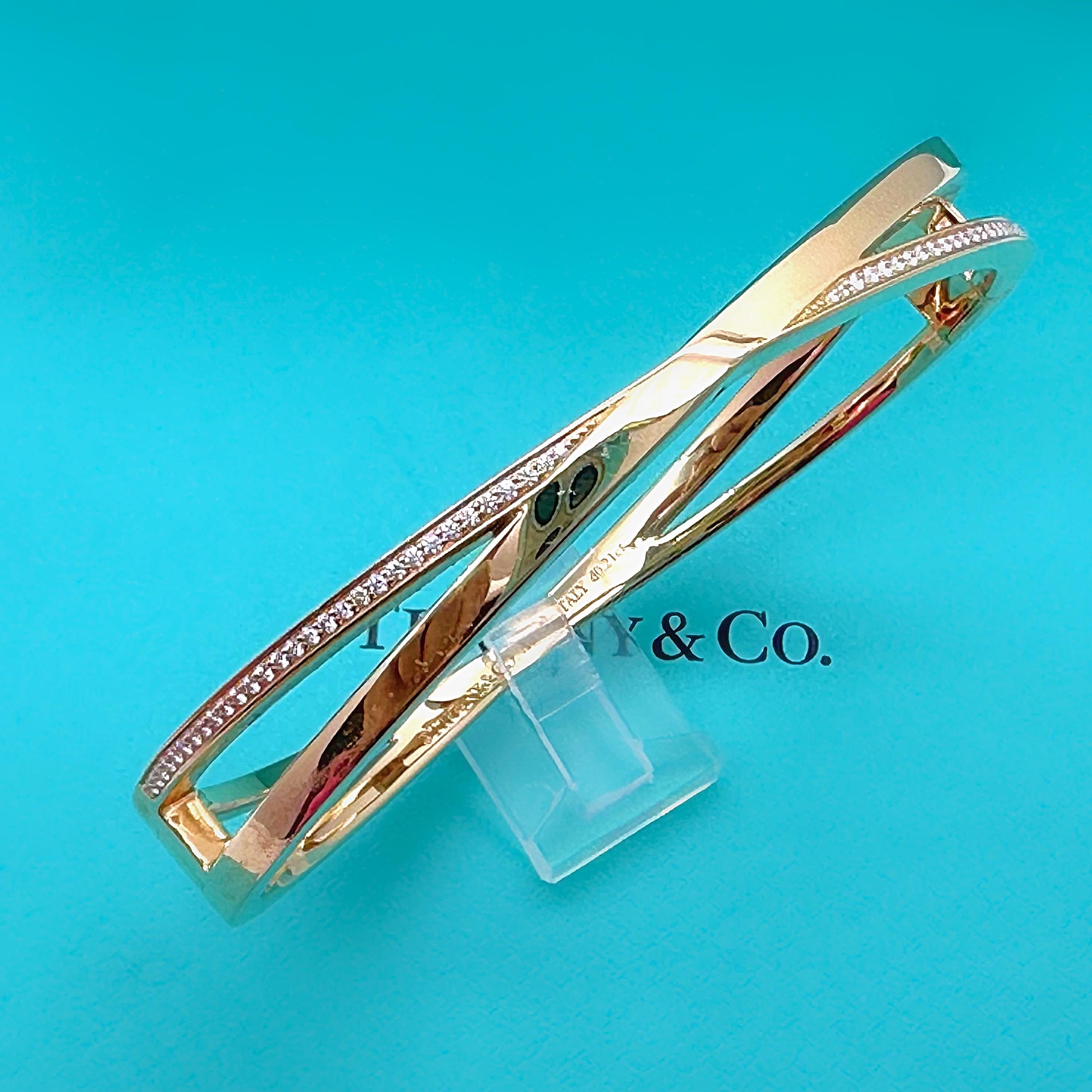 Tiffany & Co. X Narrow Hinged Bangle in 18kt Rose Gold with Diamonds SZ MED For Sale 2