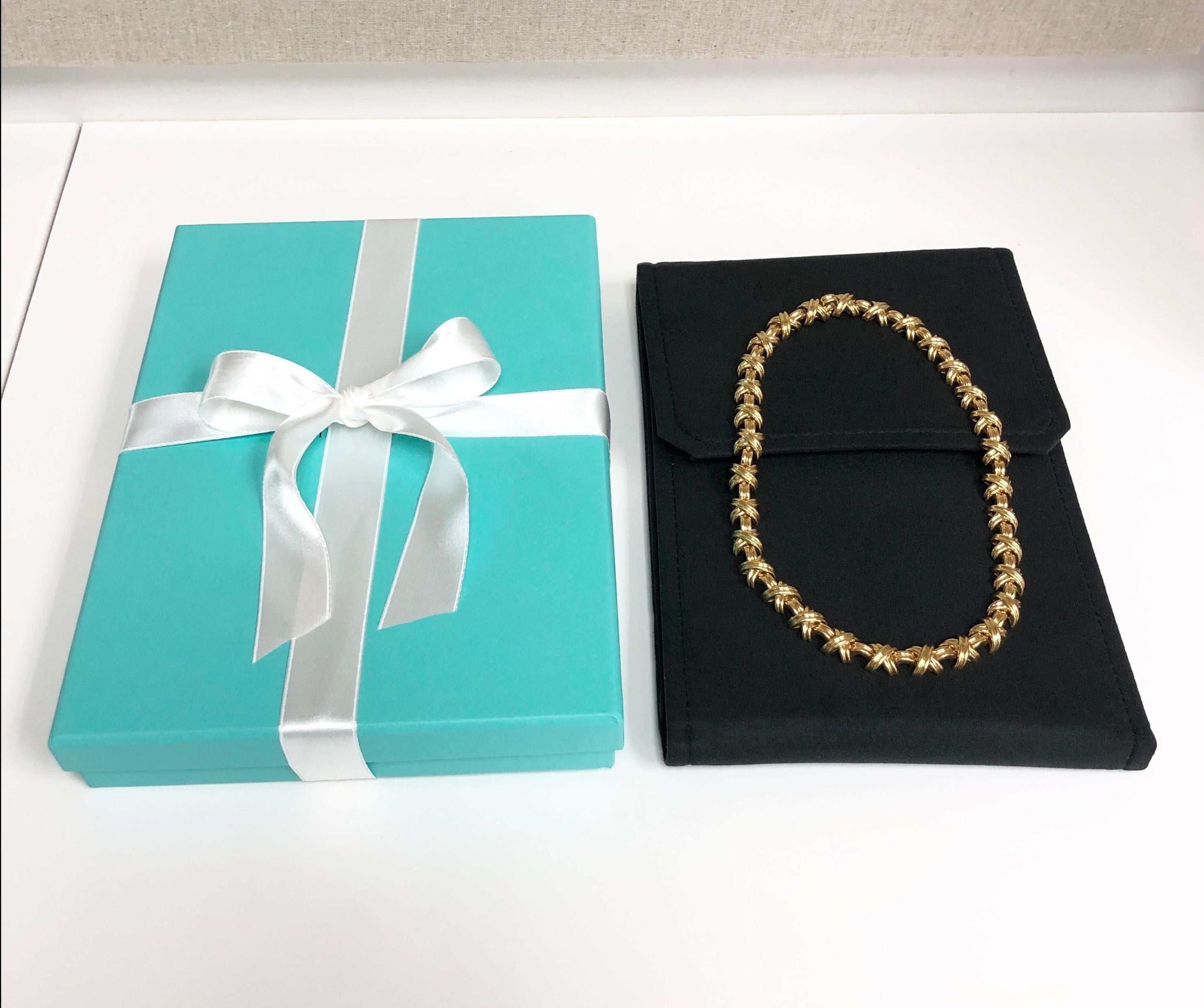 Tiffany & Co. X Signature Choker Necklace 18K Yellow Gold In Excellent Condition In New York, NY