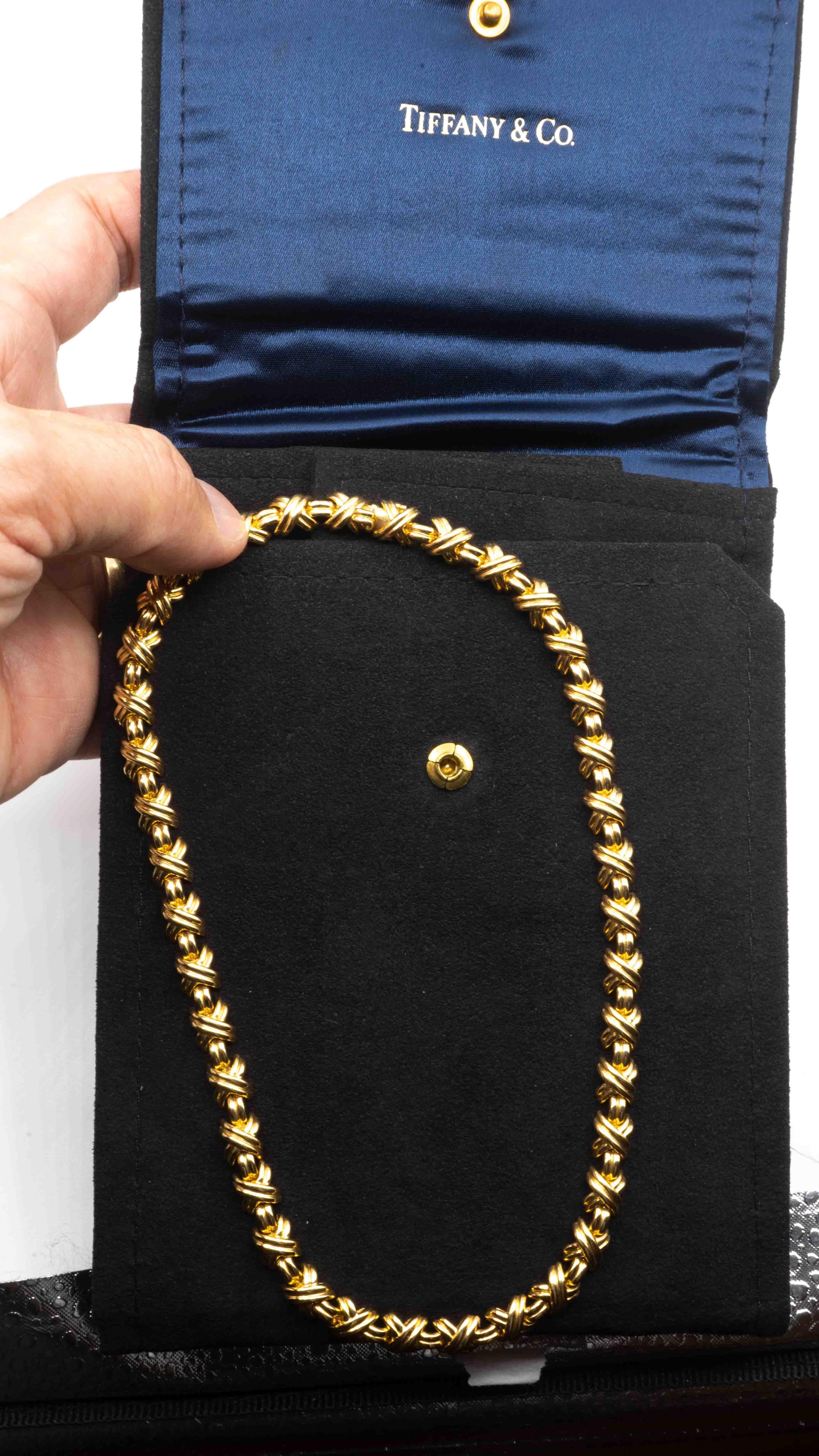 Amazon.com : Yheakne Boho Layered Pearl Choker Necklace Gold Pearl Pendant  Necklace Tiny Dot Layering Necklace Vintage Necklace Chain Jewelry for  Women and Girls Gifts : Beauty & Personal Care