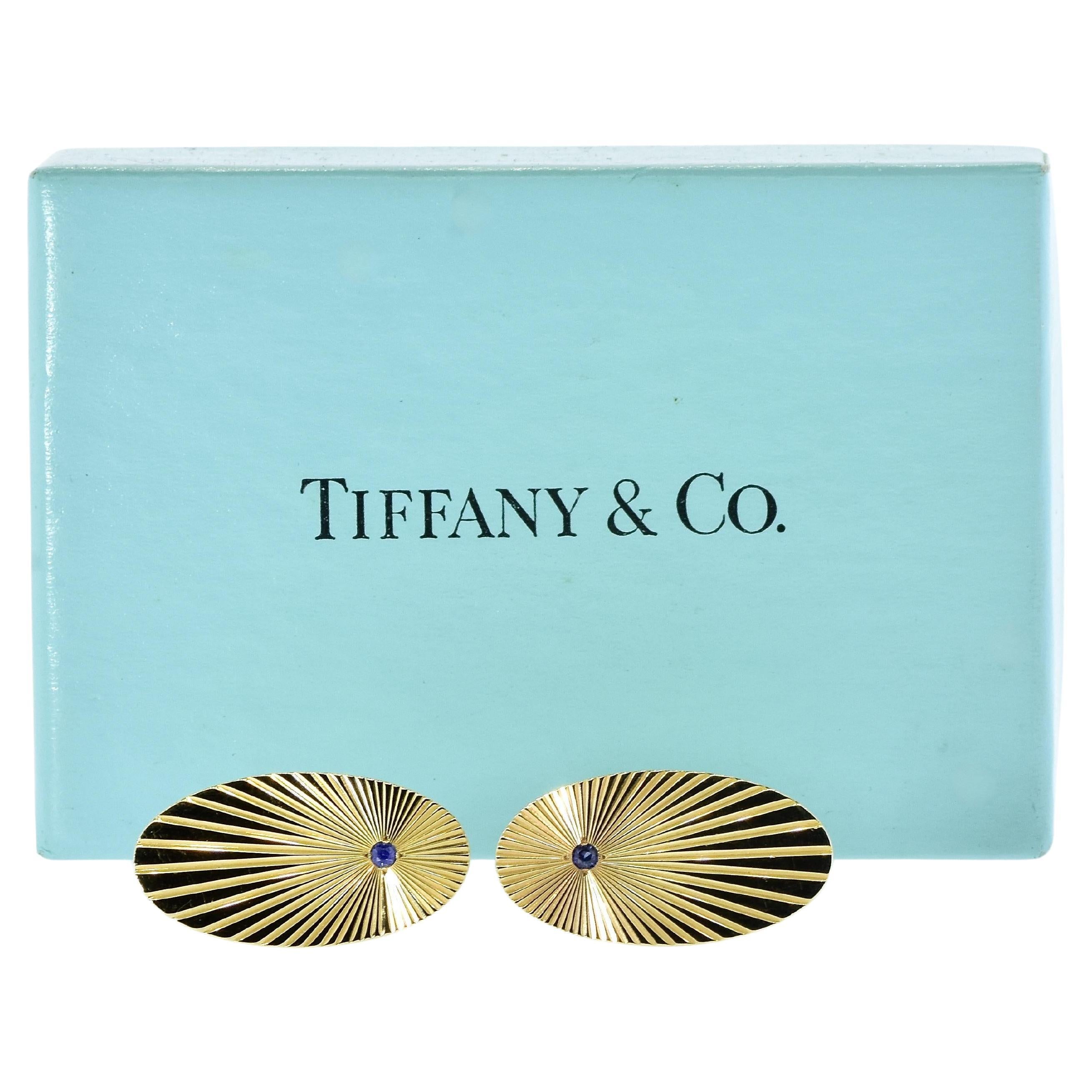 Gemelli Retro Tiffany
Co. in oro giallo e zaffiro blu naturale, 1950 circa.