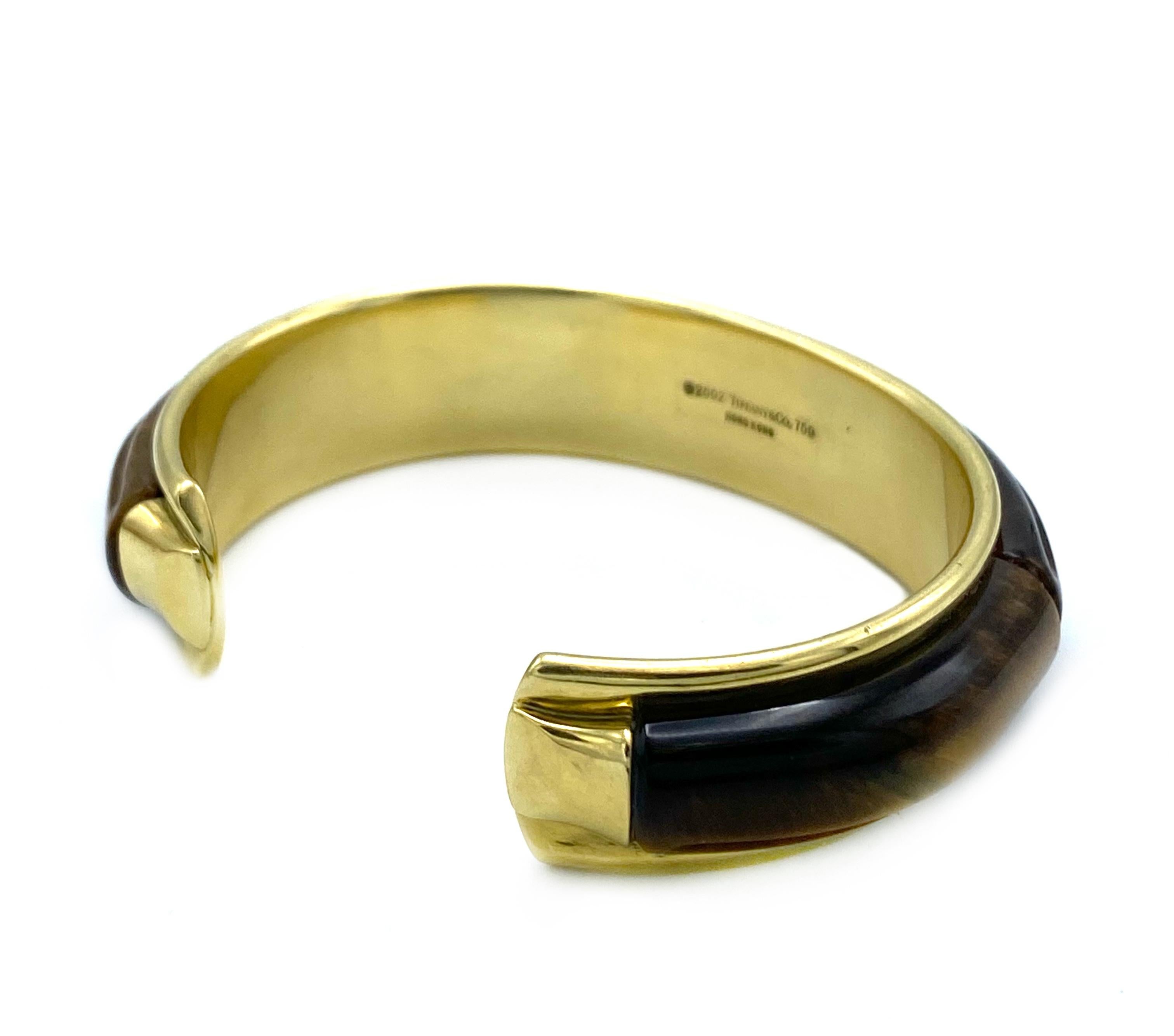 Tiffany & Co. Yellow Gold and Tiger Eye Cuff Bangle Bracelet  In Excellent Condition In Beverly Hills, CA