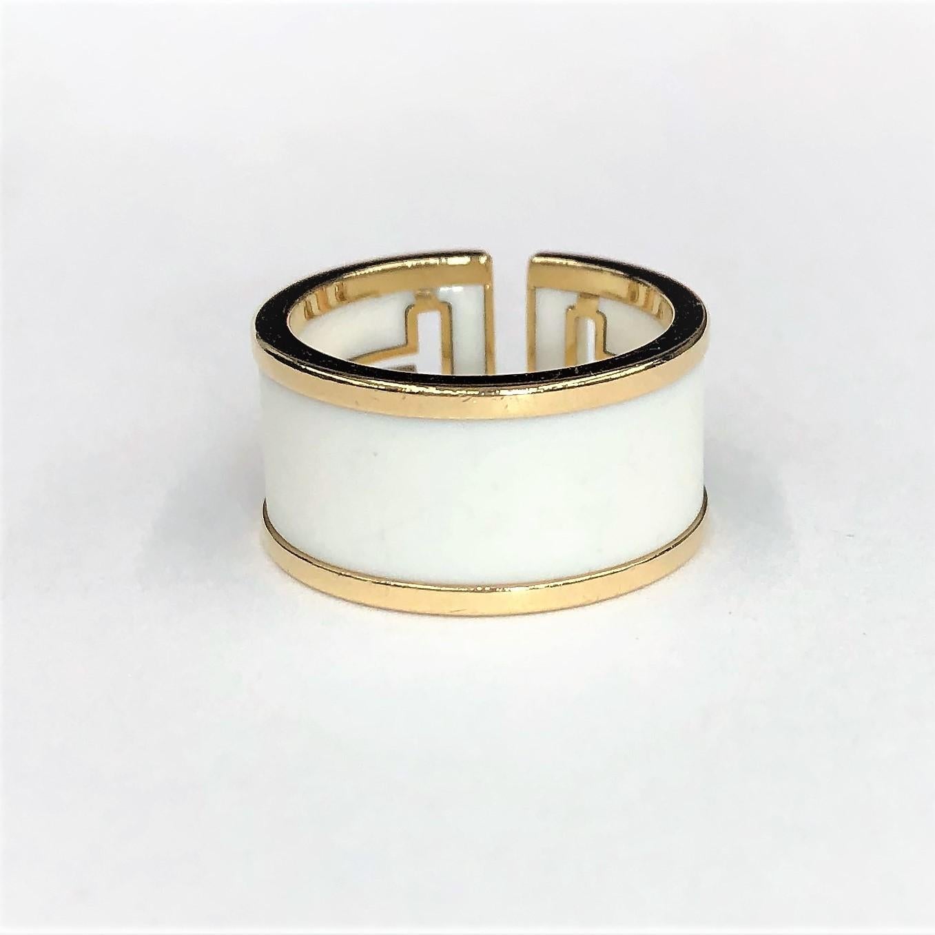 Tiffany & Co. Yellow Gold and White Ceramic Band In Good Condition In Palm Beach, FL
