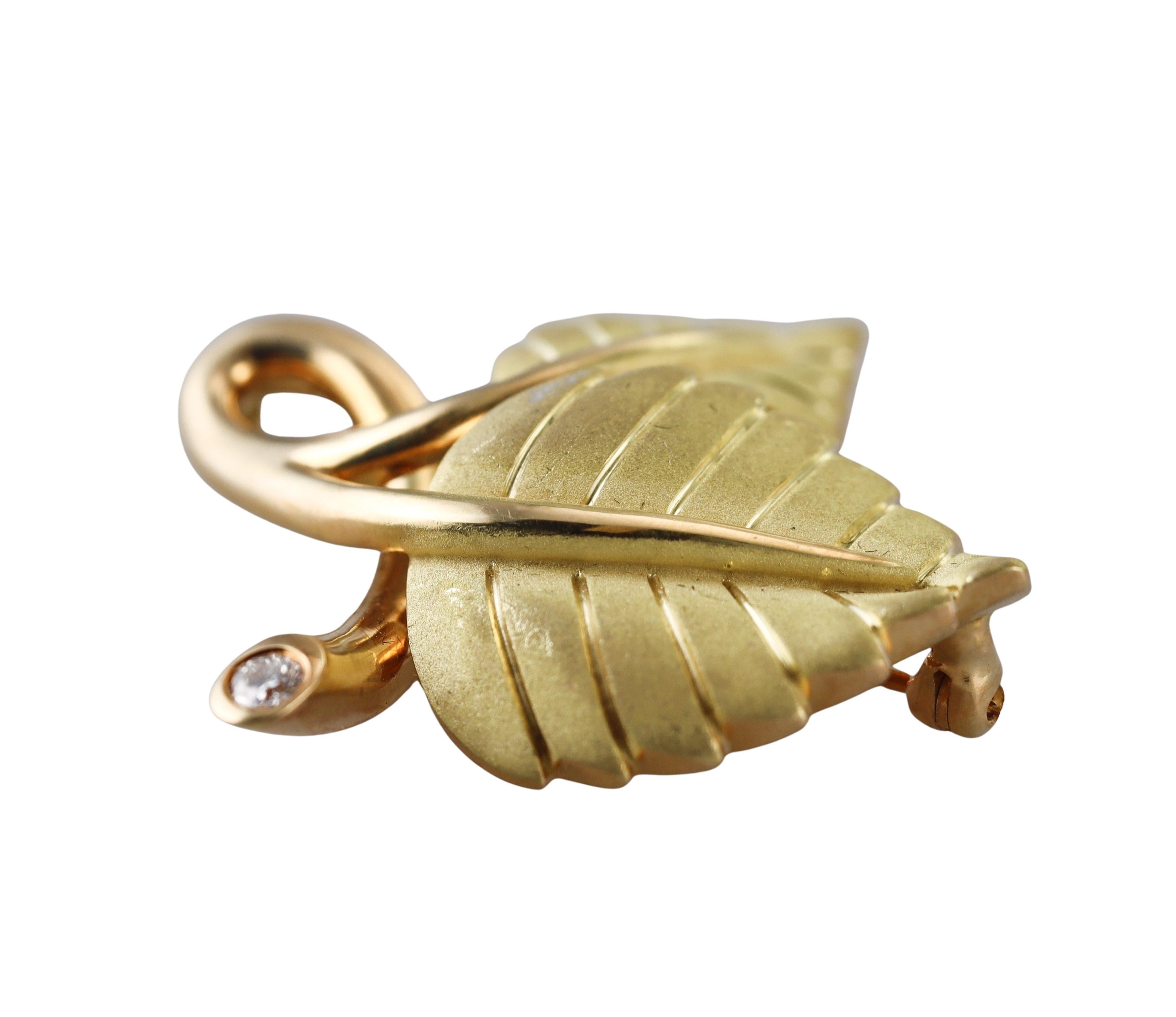 Broche Hoja de Diamante en Oro Amarillo Tiffany & Co. en Excelente estado para la venta en New York, NY