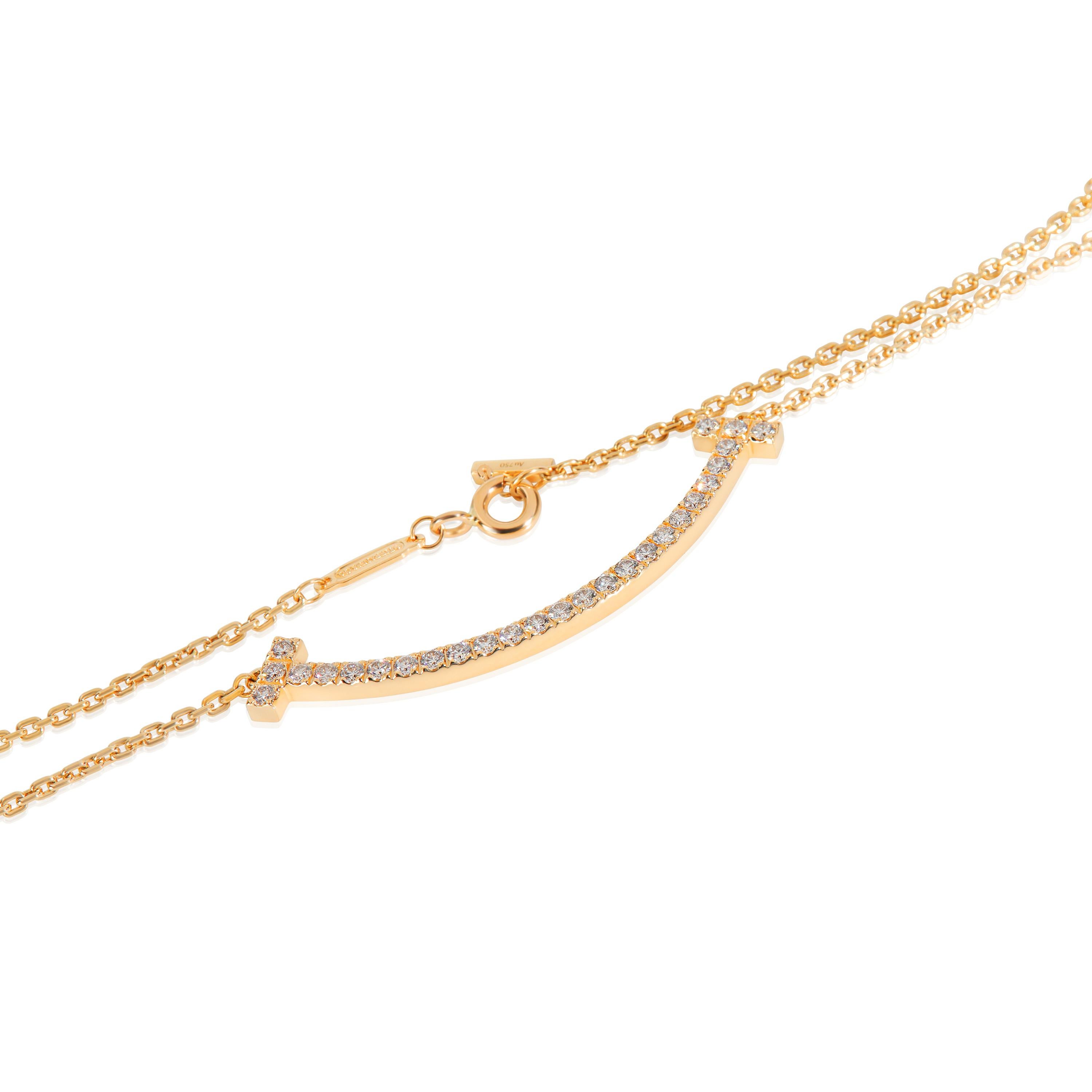 Tiffany & Co. Pendentif Tiffany T Smile en or jaune avec diamant de taille moyenne Excellent état - En vente à New York, NY