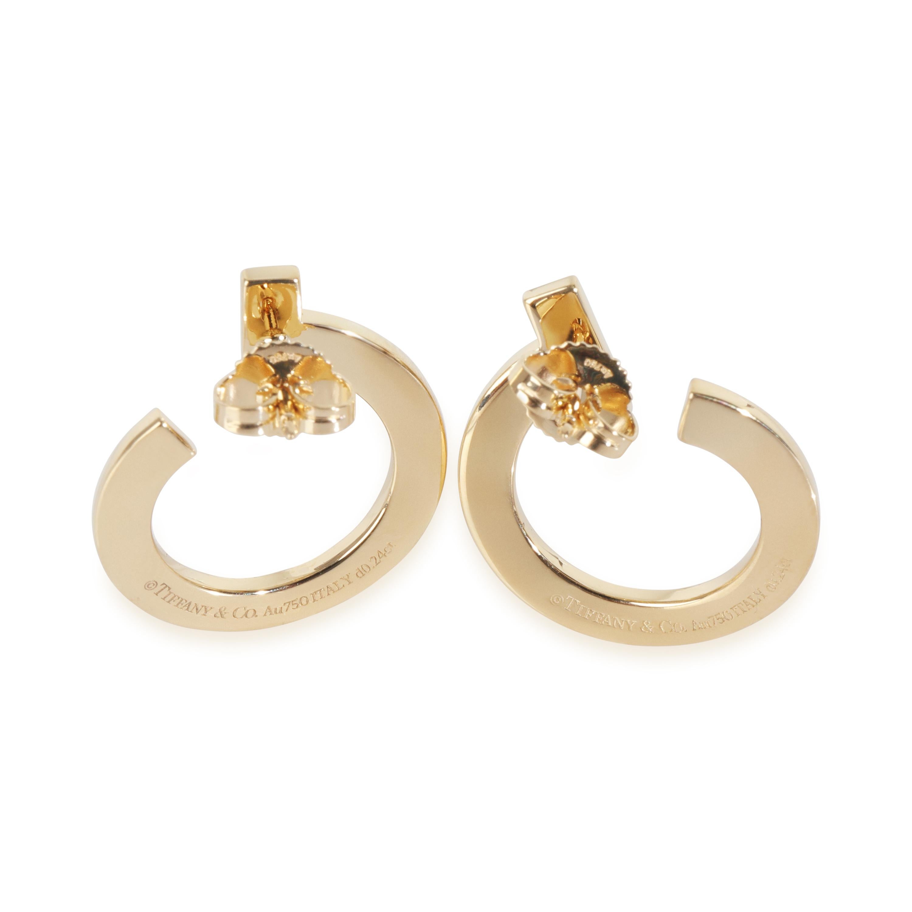 Tiffany & Co. Boucles d'oreilles ouvertes en or jaune avec diamants Tiffany T T1 Excellent état - En vente à New York, NY