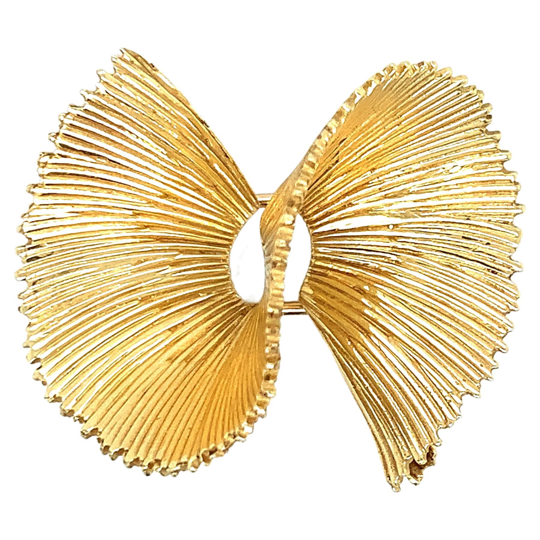 Tiffany & Co. Yellow Gold S Dress Clip For Sale