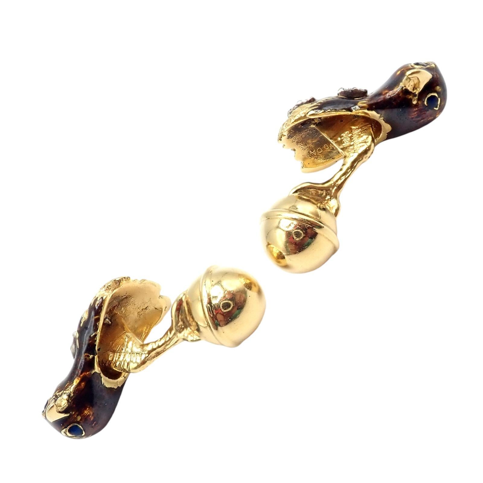 Tiffany & Co. Gelbgold Saphir Diamant Emaille Falcon Vogelkopf Manschettenknöpfe im Angebot 4