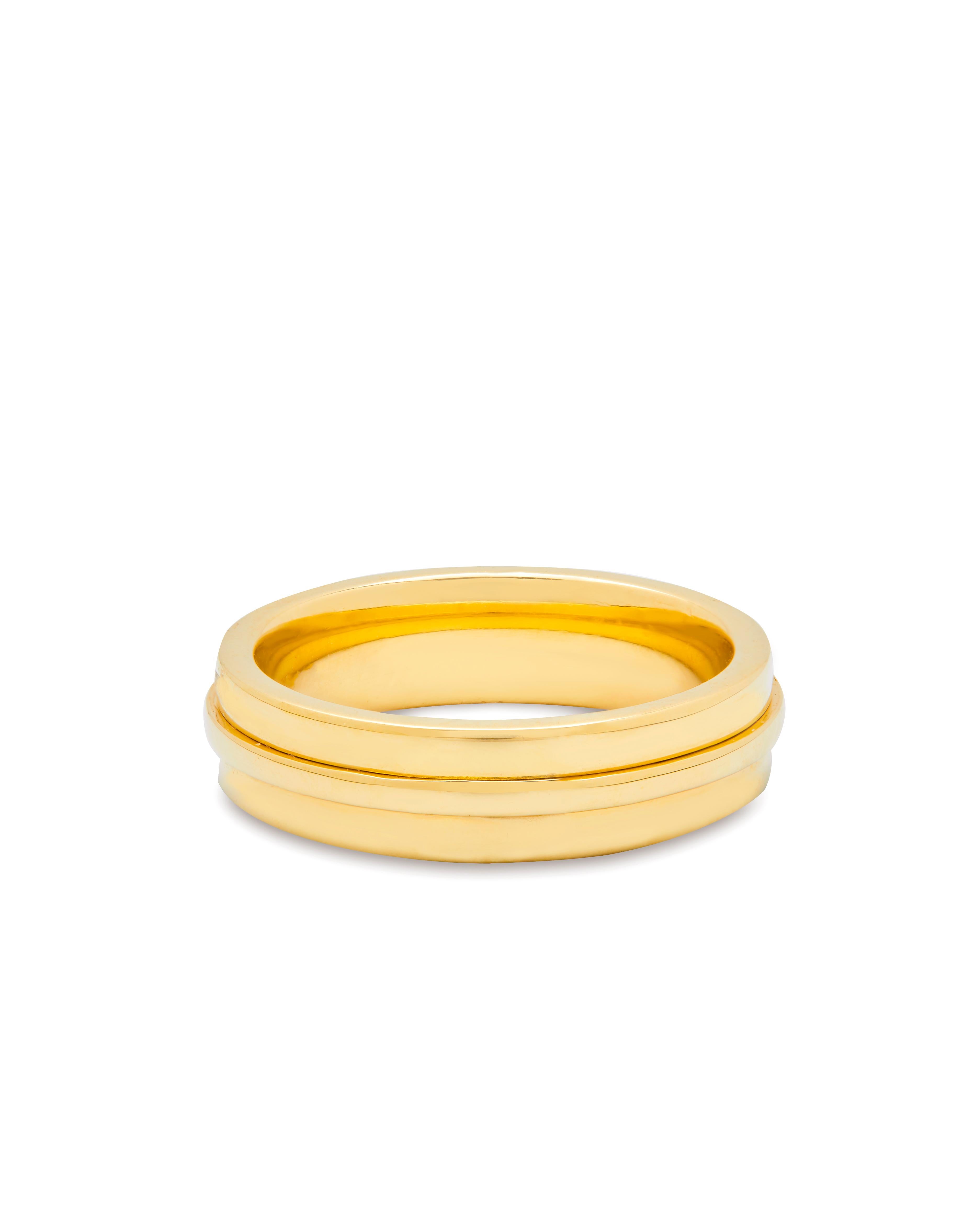 Contemporary Tiffany & Co yellow gold T ring For Sale