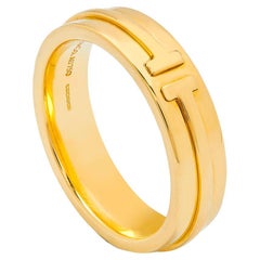 Tiffany & Co yellow gold T ring