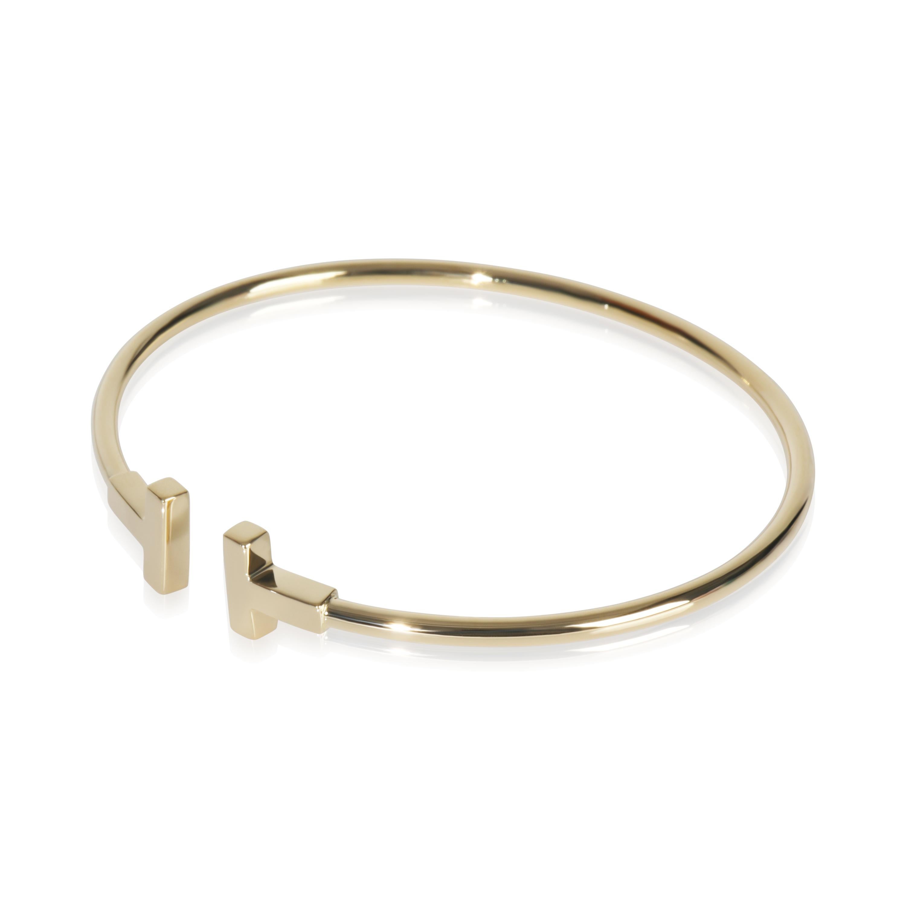 De las mujeres Tiffany & Co. Yellow Gold  Tiffany T Narrow Wire Bracelet en venta