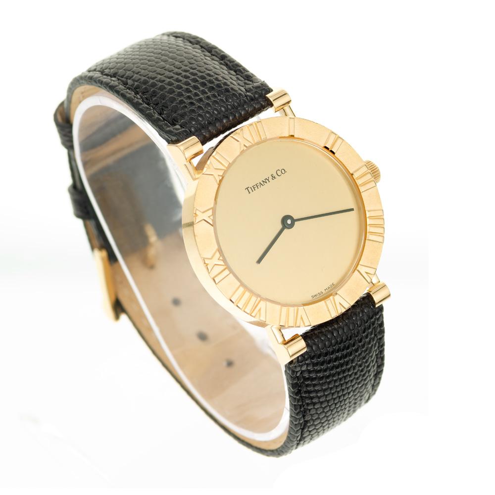 Tiffany & Co Yellow Gold Unisex Atlas Wristwatch In Good Condition In Stamford, CT