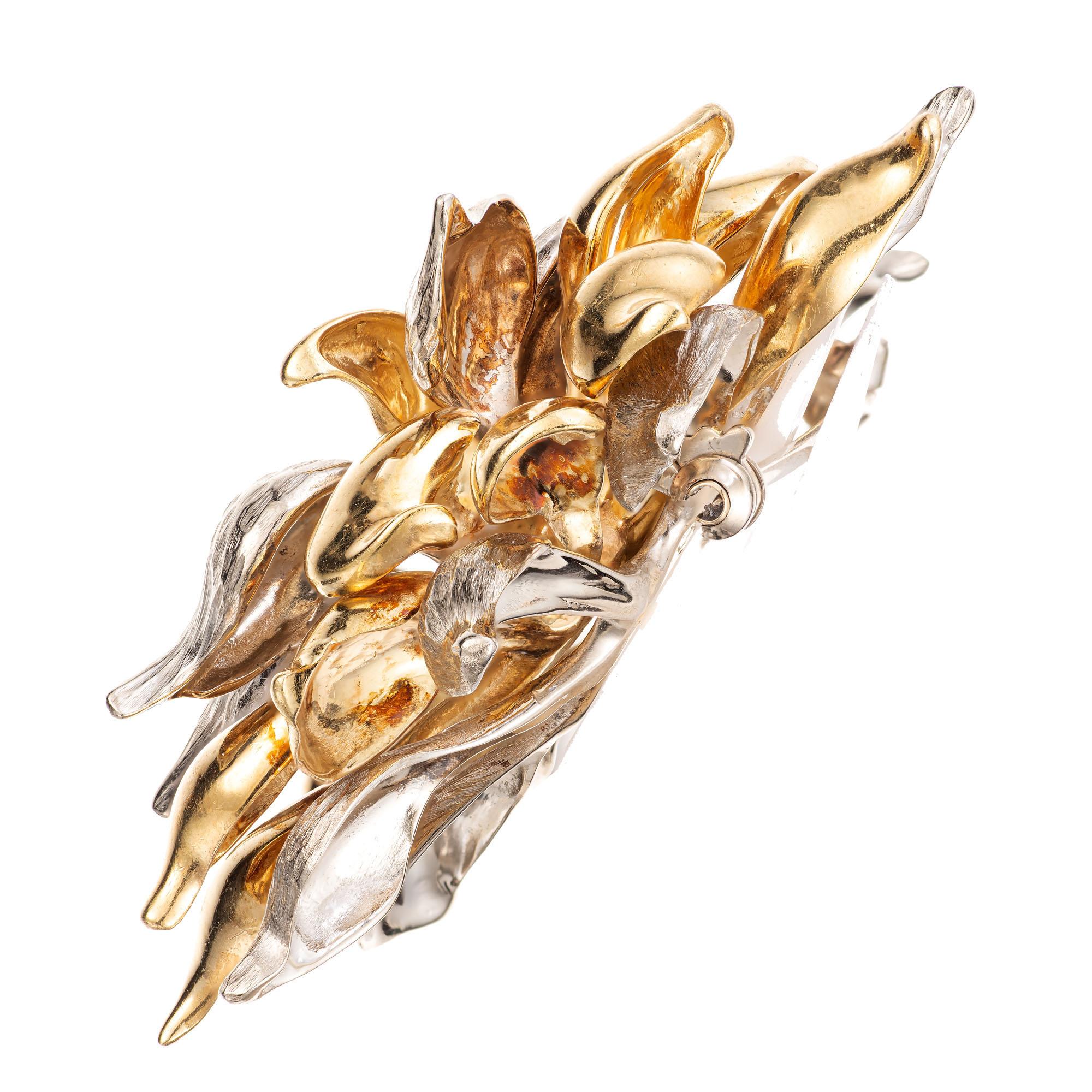 Taille ronde Tiffany & Co. Broche à fleurs en or jaune et blanc en vente