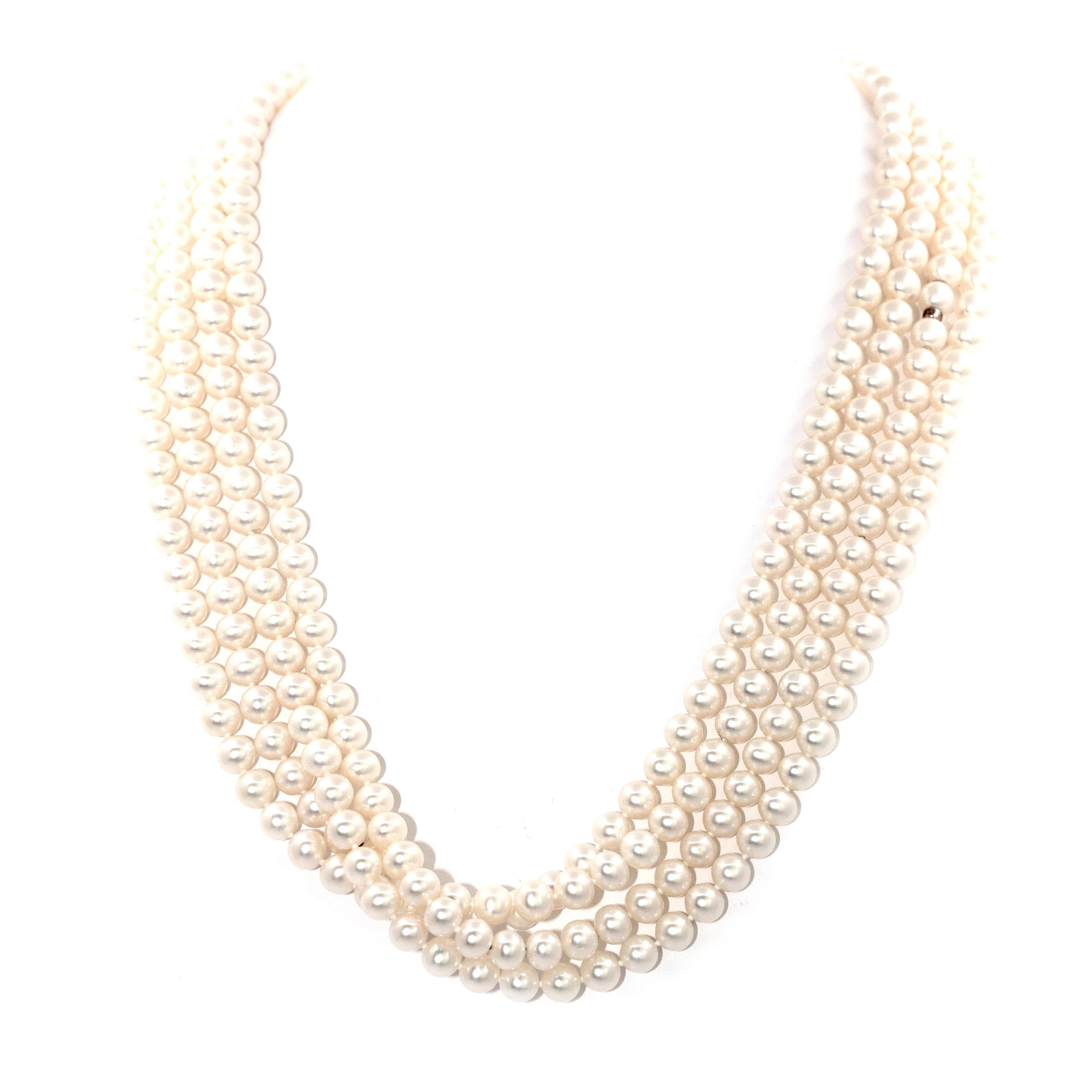 This lovely Ziegfeld Collection necklace of freshwater cultured pearls that’s 96 inches, with pearls in 7 to 8mm.  The Ziegfeld collection is inspired by the lavish elegance of the 1920s Jazz age.
Includes Tiffany & Co. Necklace box. 

