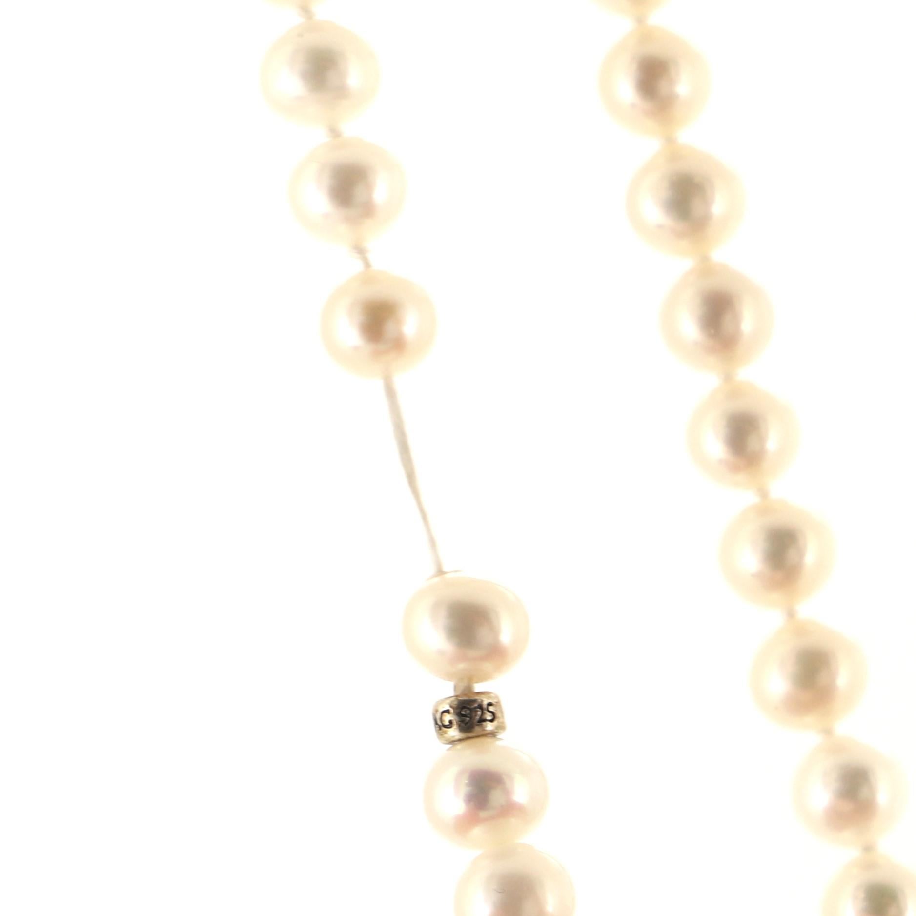 double strand graduated pearl necklace