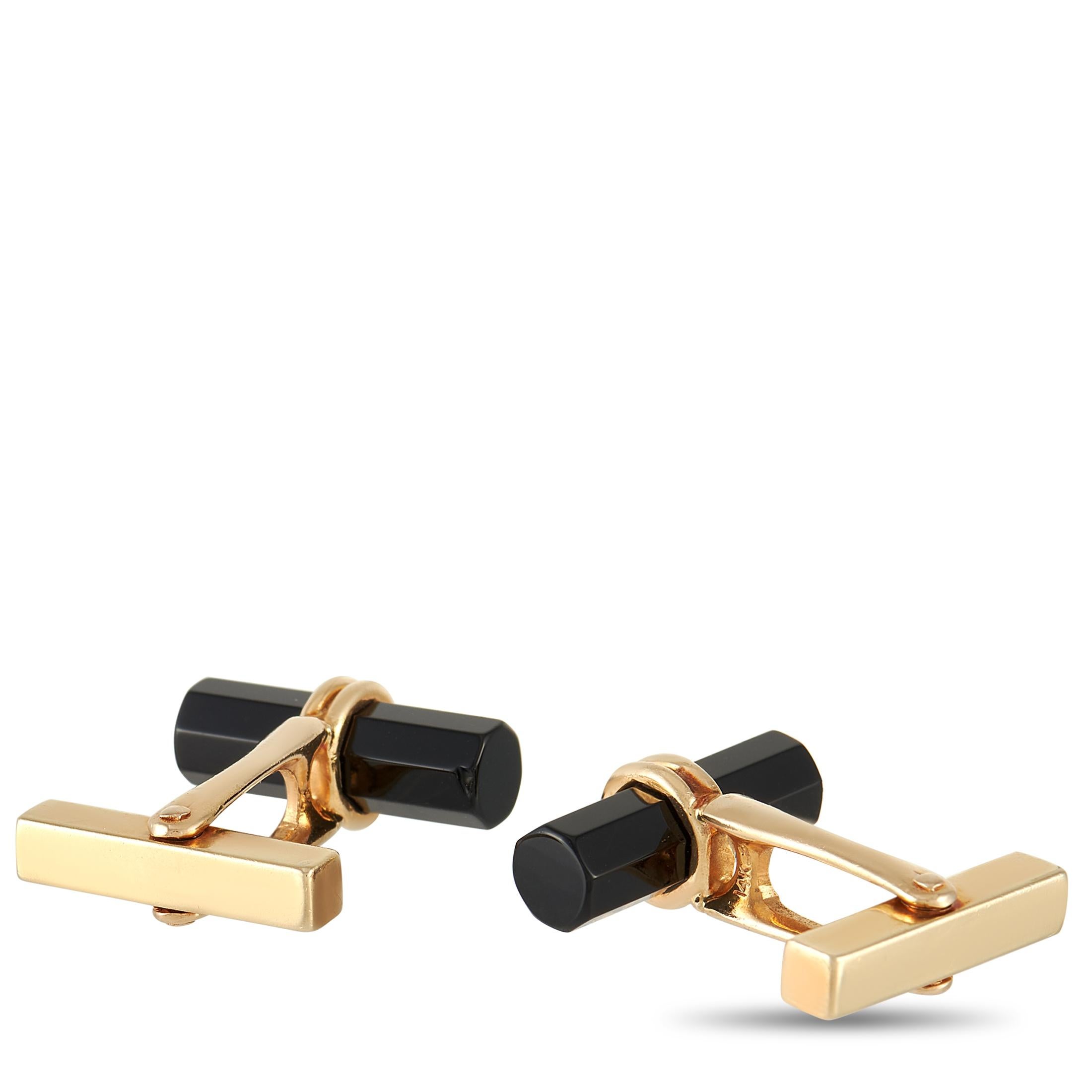These luxury Tiffany & Co.cufflinks are poised to put the perfect finishing touch on any suited look. Crafted from lustrous 14K Yellow Gold, the onyx bar gives them a sleek sense of sophistication. Each cufflink measures .25” long and .75” wide -