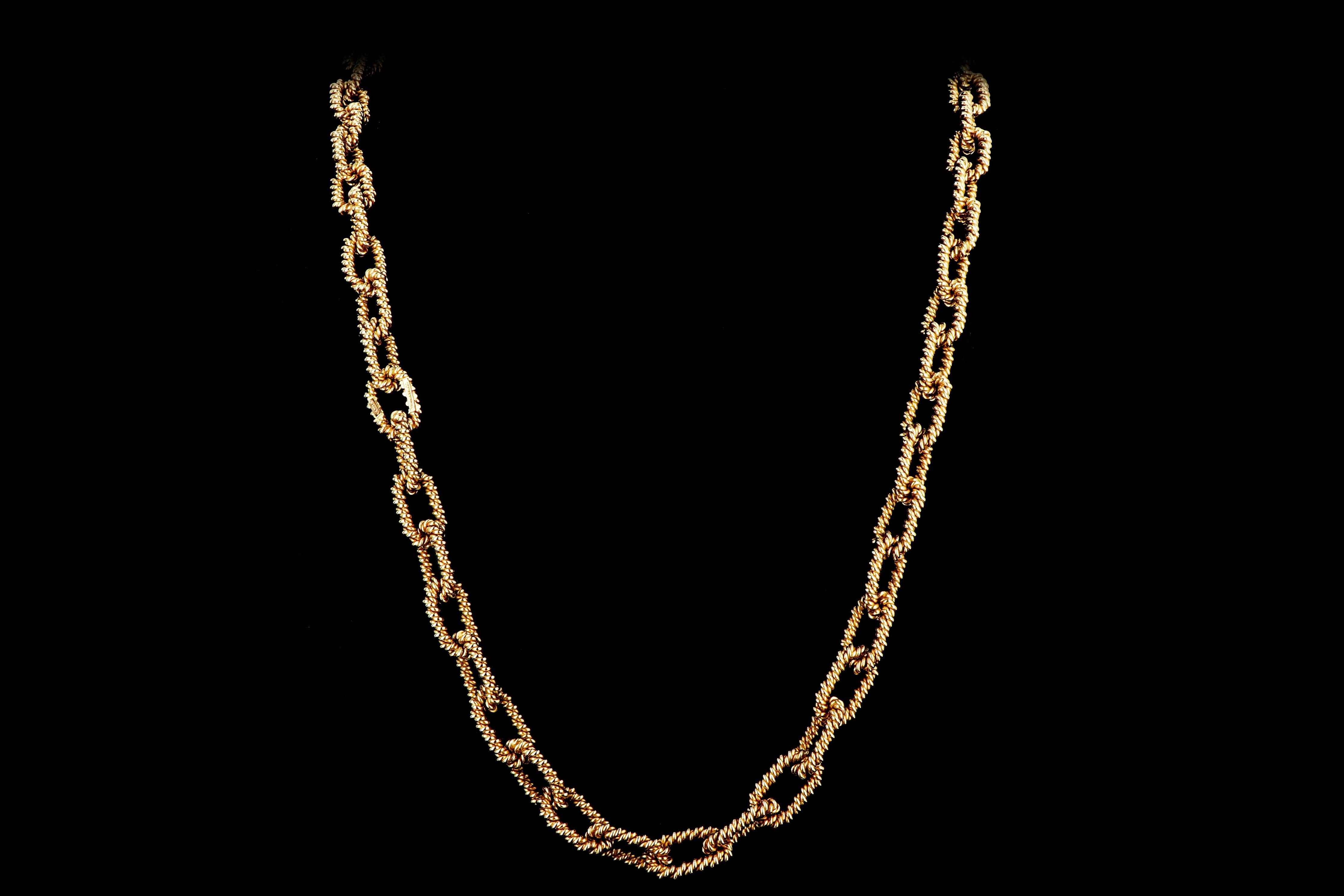 Era: Vintage

Designer: Tiffany & Co

Composition: 14K Yellow Gold

Necklace Weight: 105.5 DWT

Necklace Length: 30''

XLTTTX