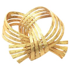 Tiffany & Company 18 Karat Yellow Gold Textured Ribbon Brooch Vintage Circa 1970