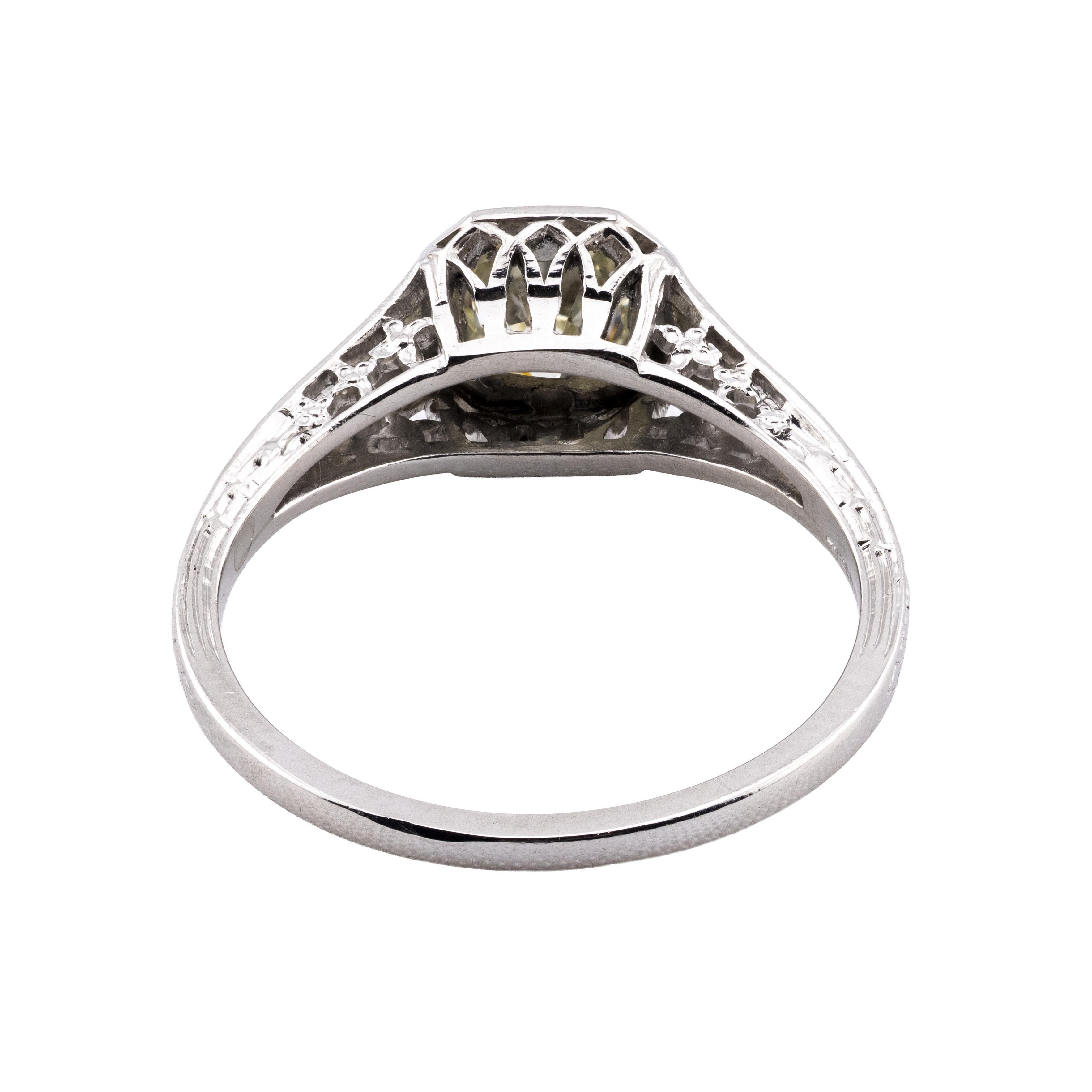 Tiffany & Company Anillo de compromiso Art Decó con diamante solitario y filigrana Platino en Excelente estado para la venta en Boston, MA