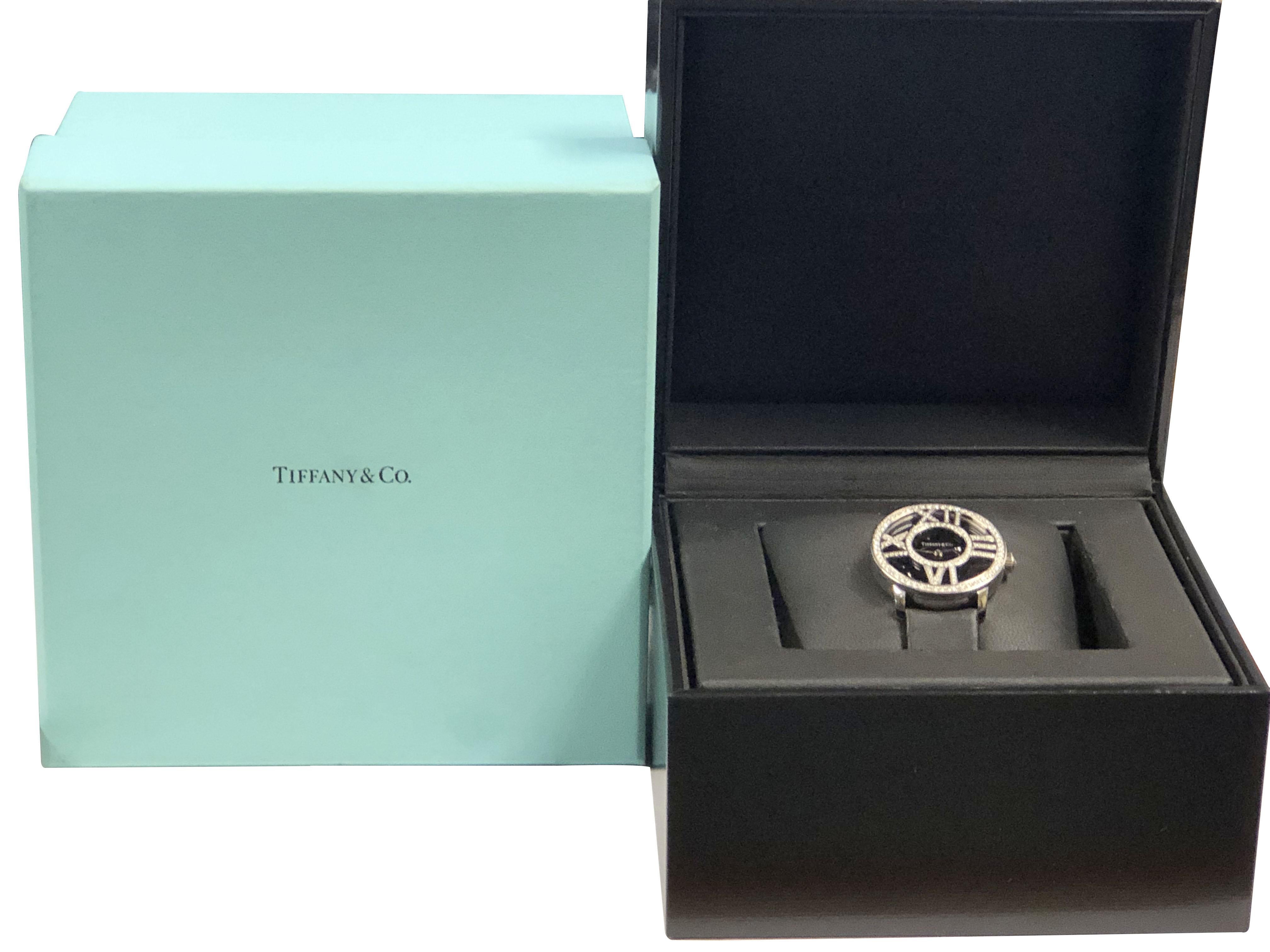 Reloj de pulsera Tiffany & Company Atlas de oro blanco y diamantes de tamaño mediano en venta 3