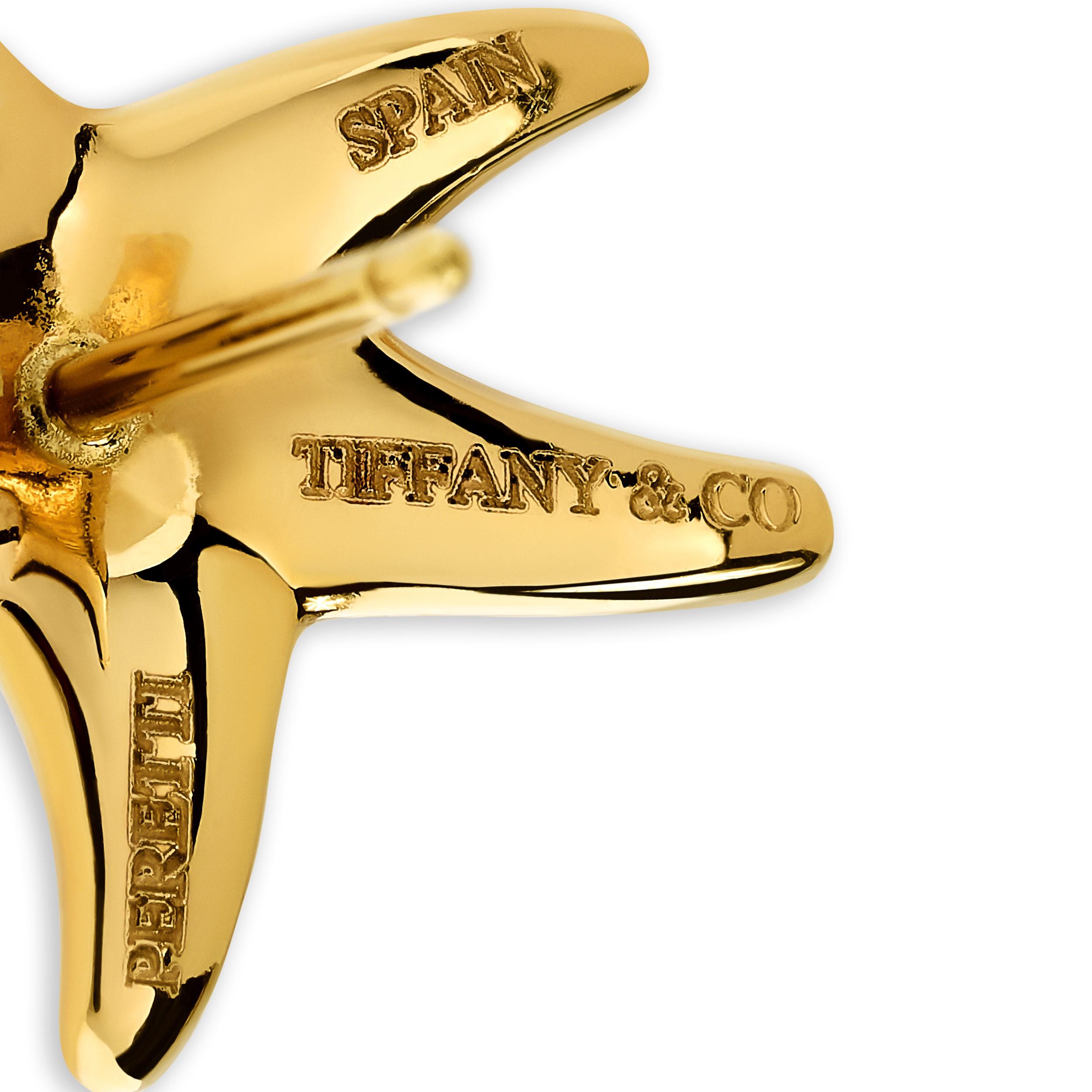 Tiffany & Company Elsa Peretti 18 Karat Yellow Gold Starfish Diamond Earrings In Excellent Condition In Philadelphia, PA