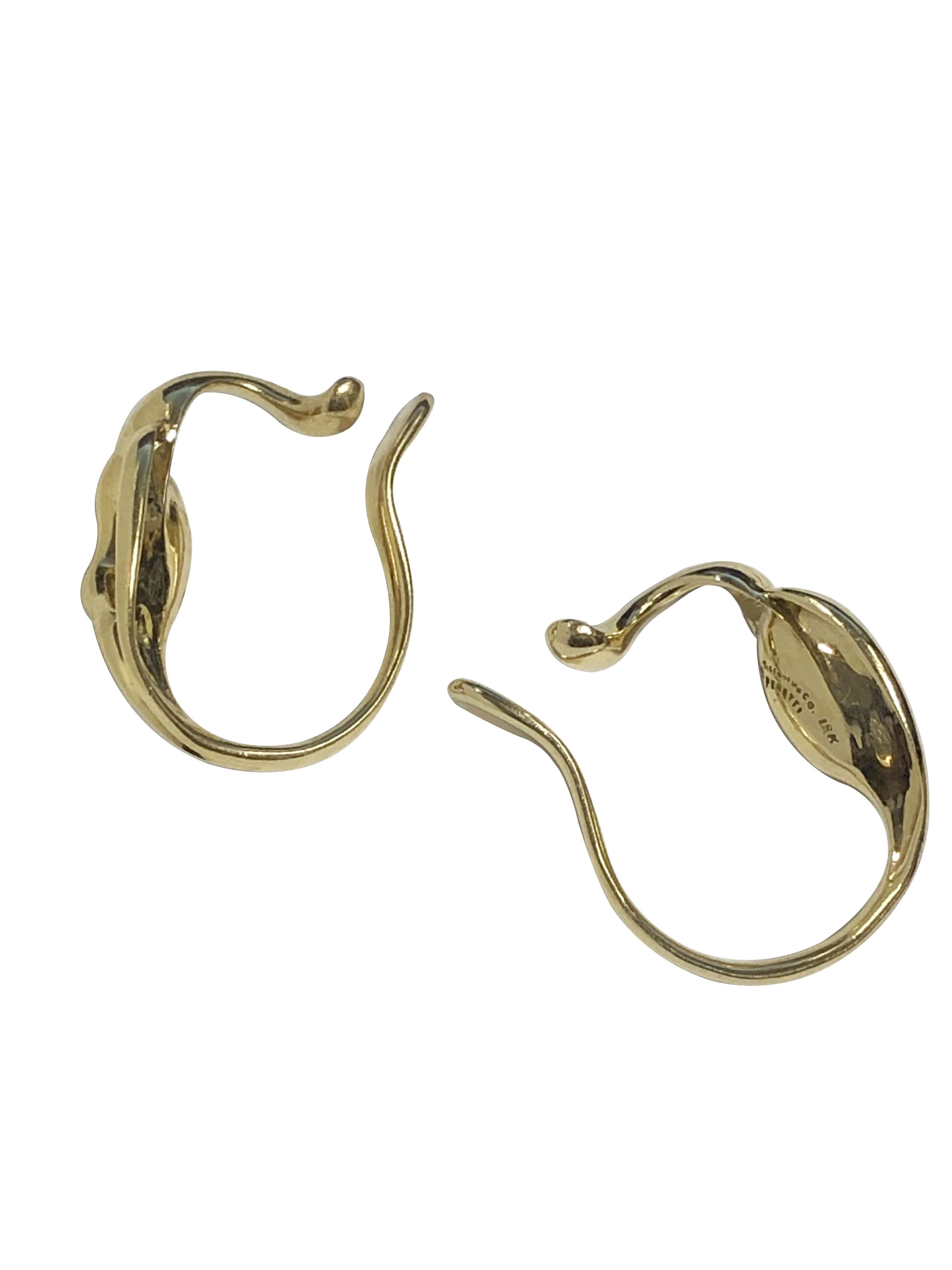 Tiffany & Company Elsa Peretti Vintage 18k Calla Lily Earrings In Excellent Condition In Chicago, IL